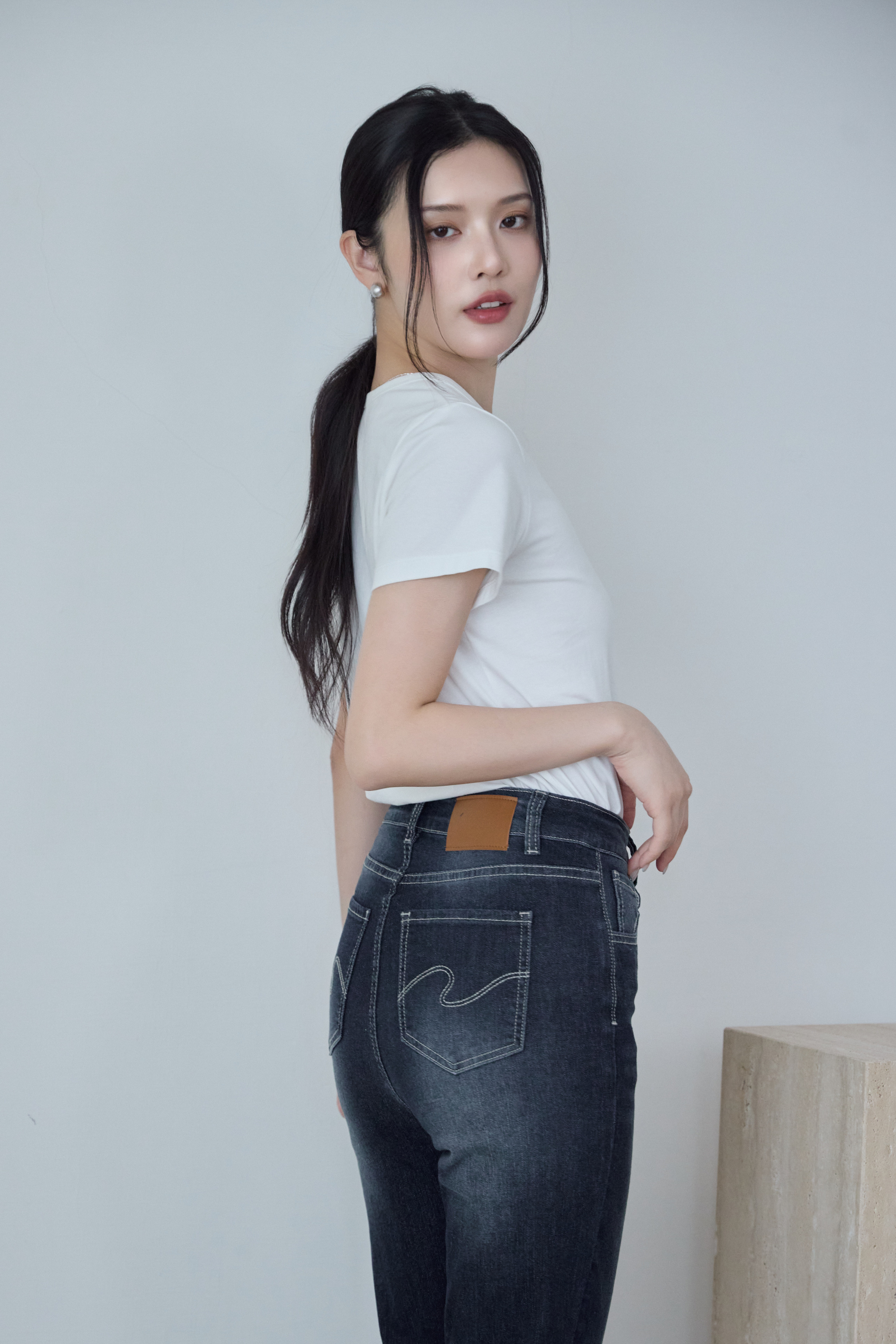 Gmade/捨不得洗的超彈性刷色牛仔褲-高腰版-藍