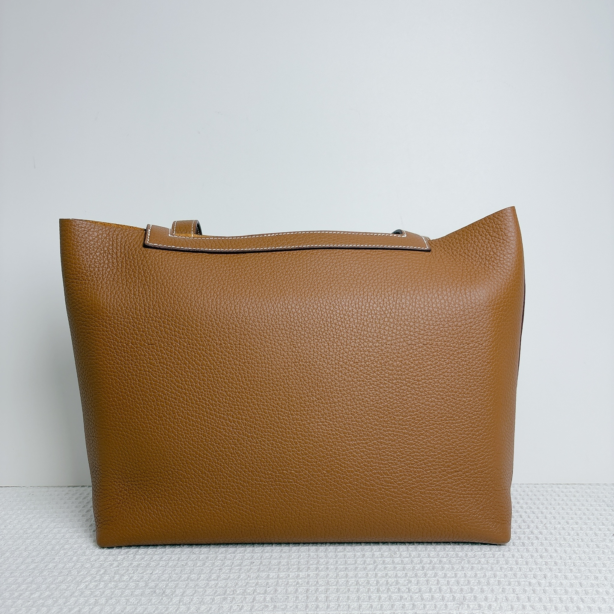 Hermes Cabasellier Bag - Gold
