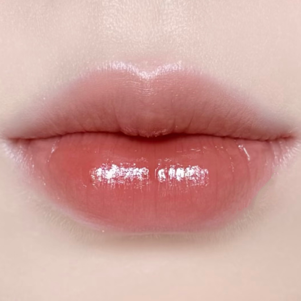 TomFord 「魅夜蘭花」限定唇膏# 151 ICONIC NUDE