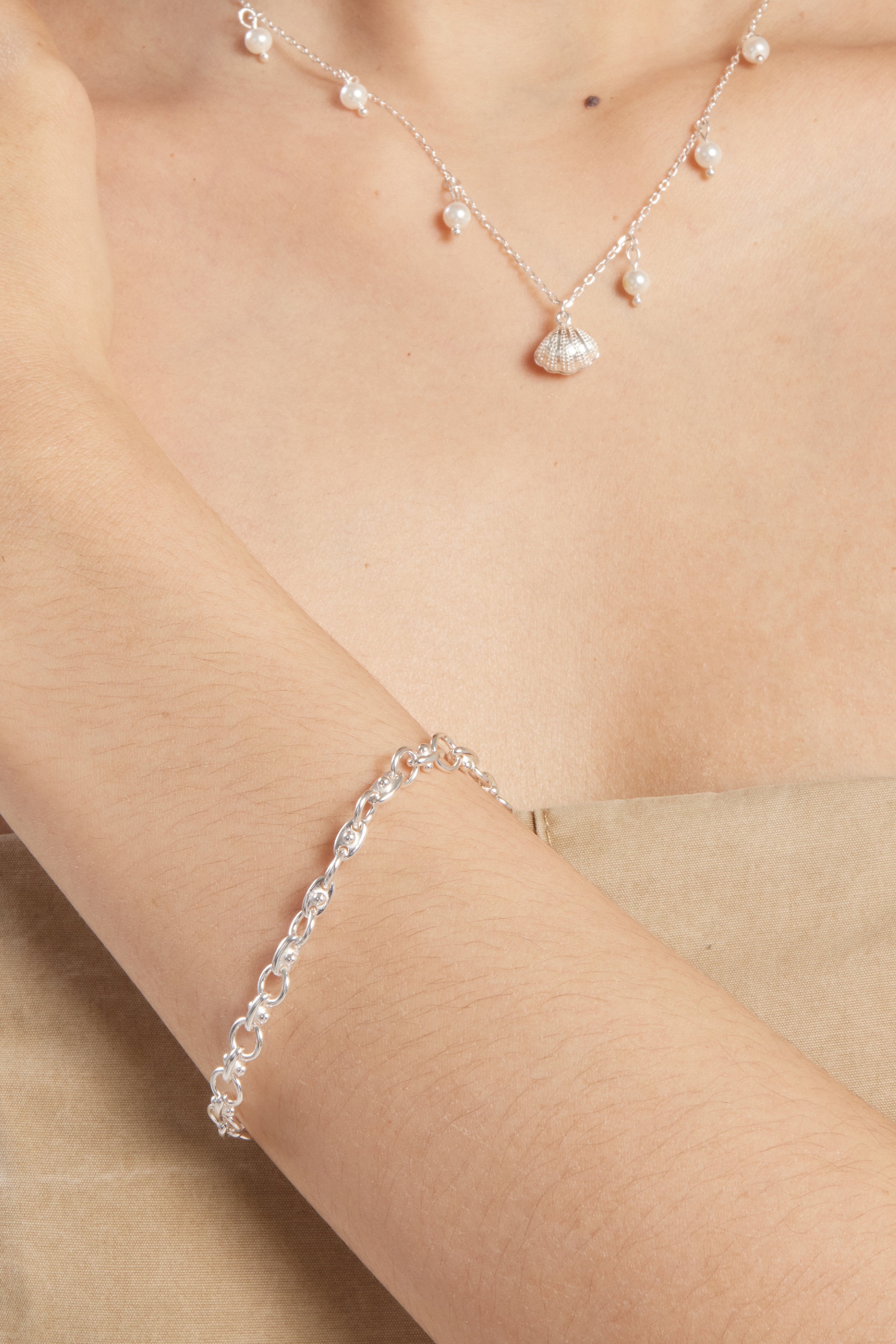 B535 | 純銀簍空圈型手鍊