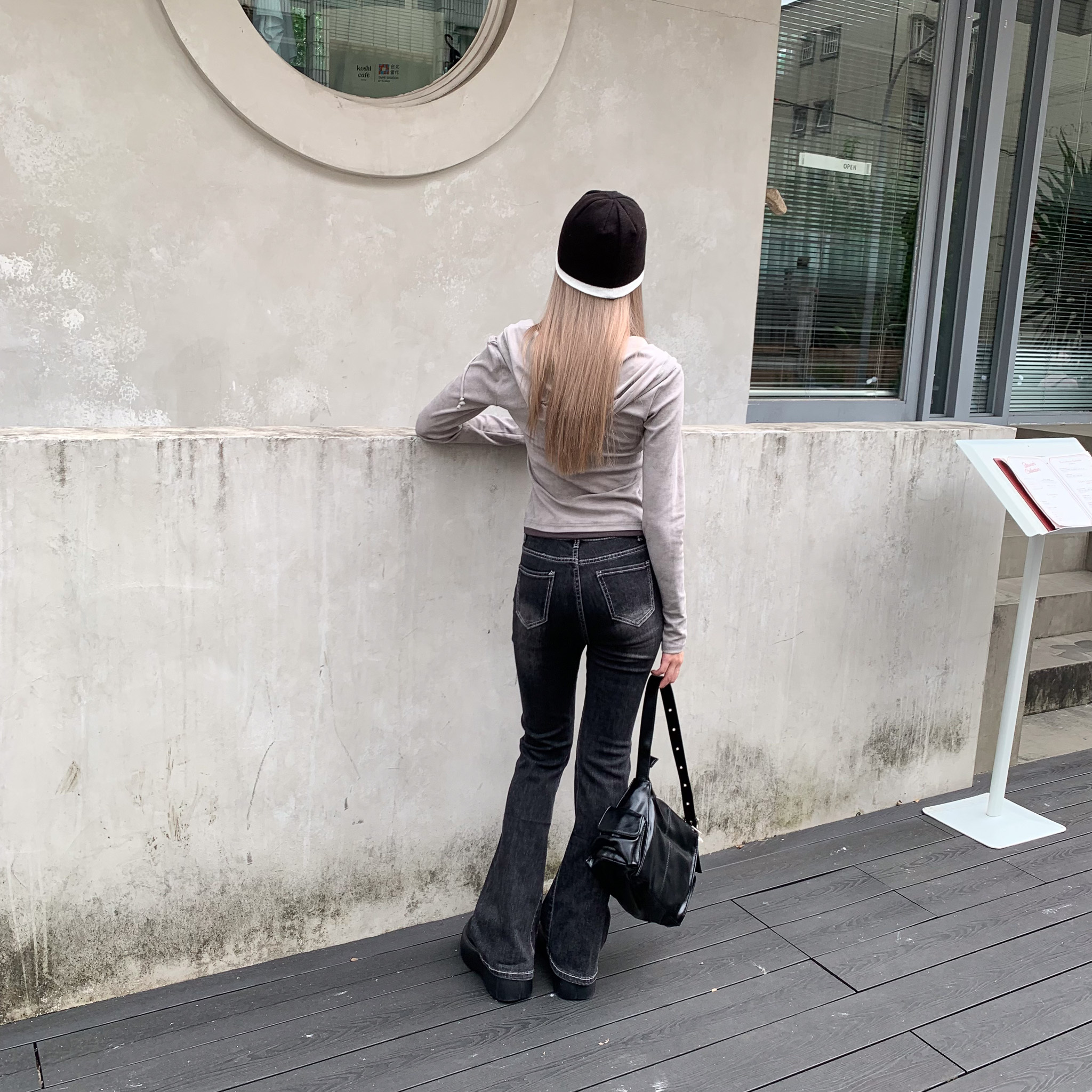 ISA_徹底愛上! 超修身命定設計感喇叭牛仔褲_58032