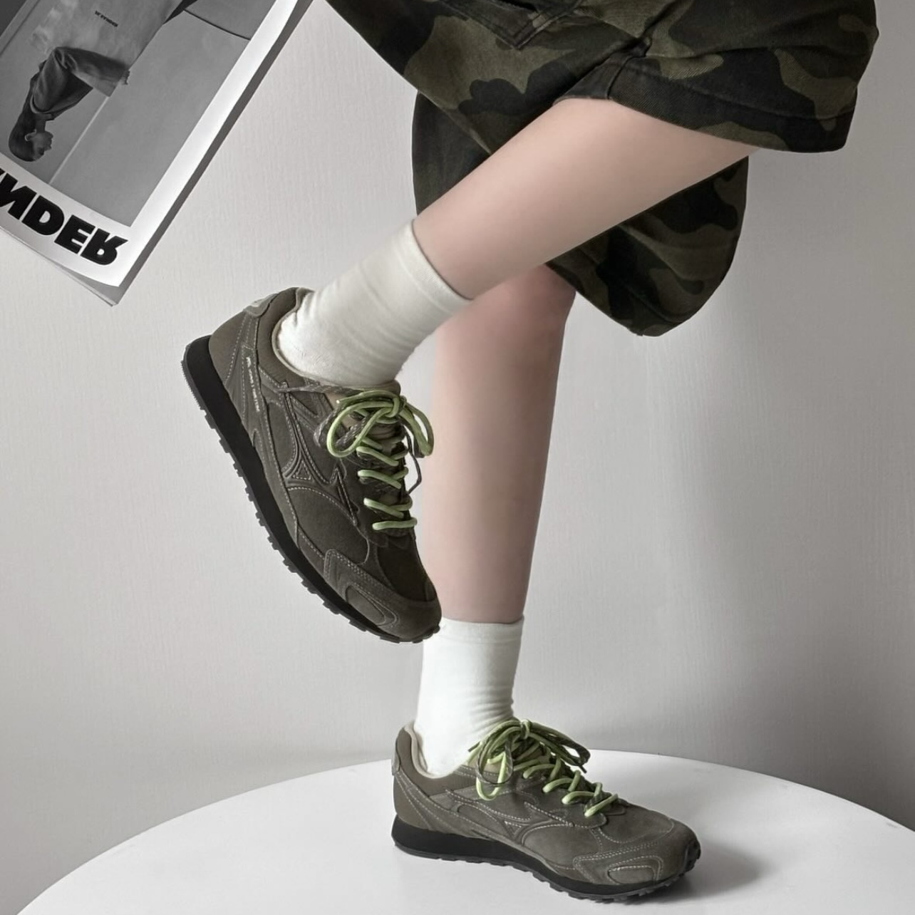 預訂 | Mizuno Sportstyle LG 60S 2K 橄欖綠色 雙鞋帶設計