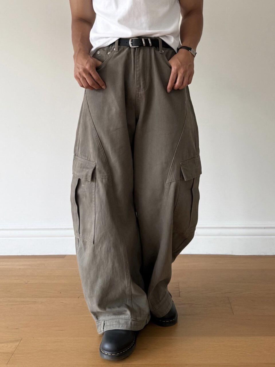 淨色工裝彎刀褲 LEGIT-063P