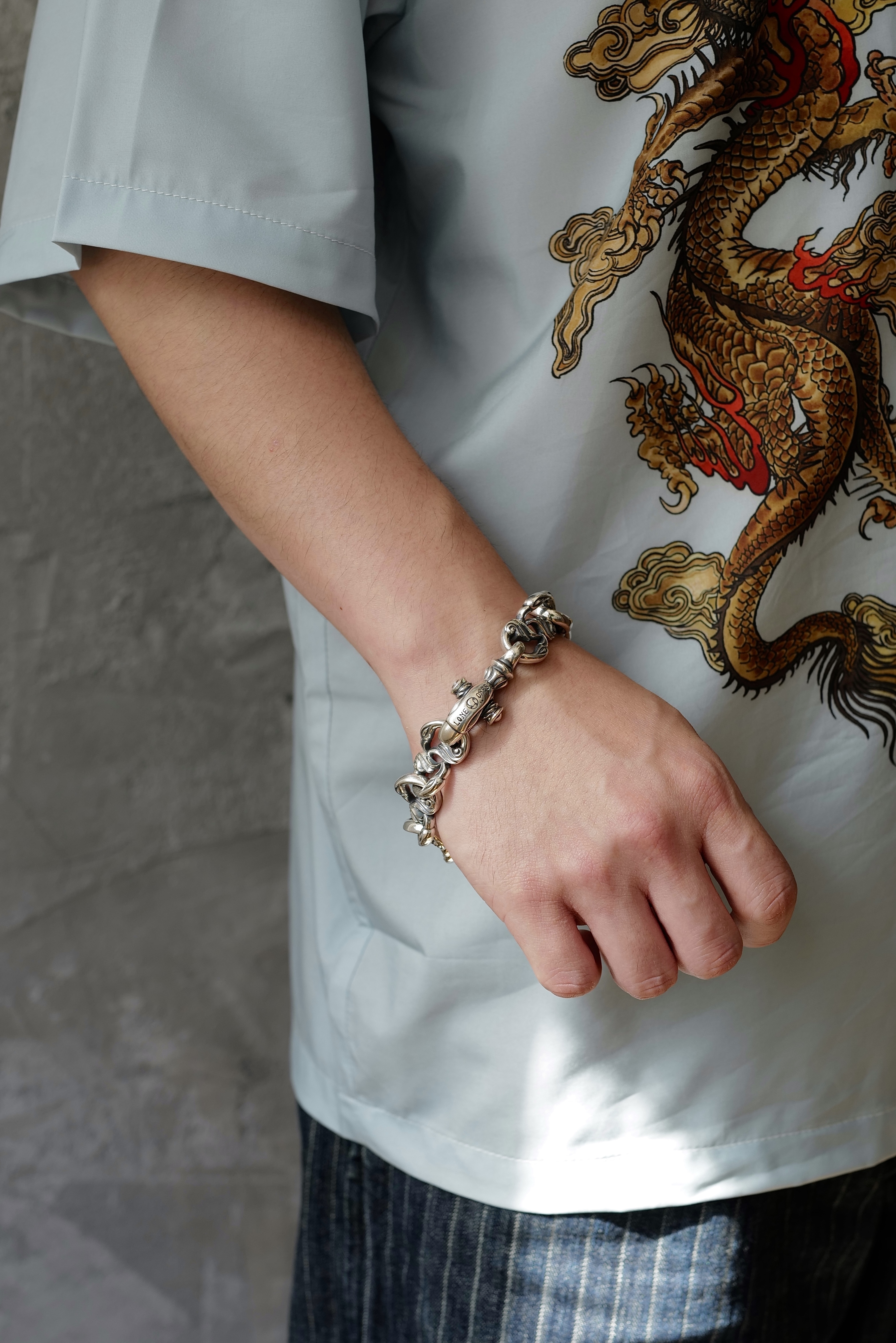 (Pre order) Mating Flight Bracelet : F8