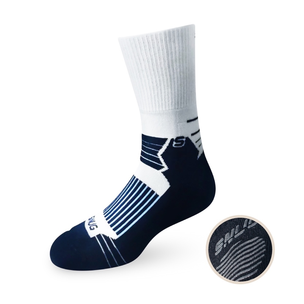 sNug | CTRL3點5度工學籃球襪（白筒藏青）