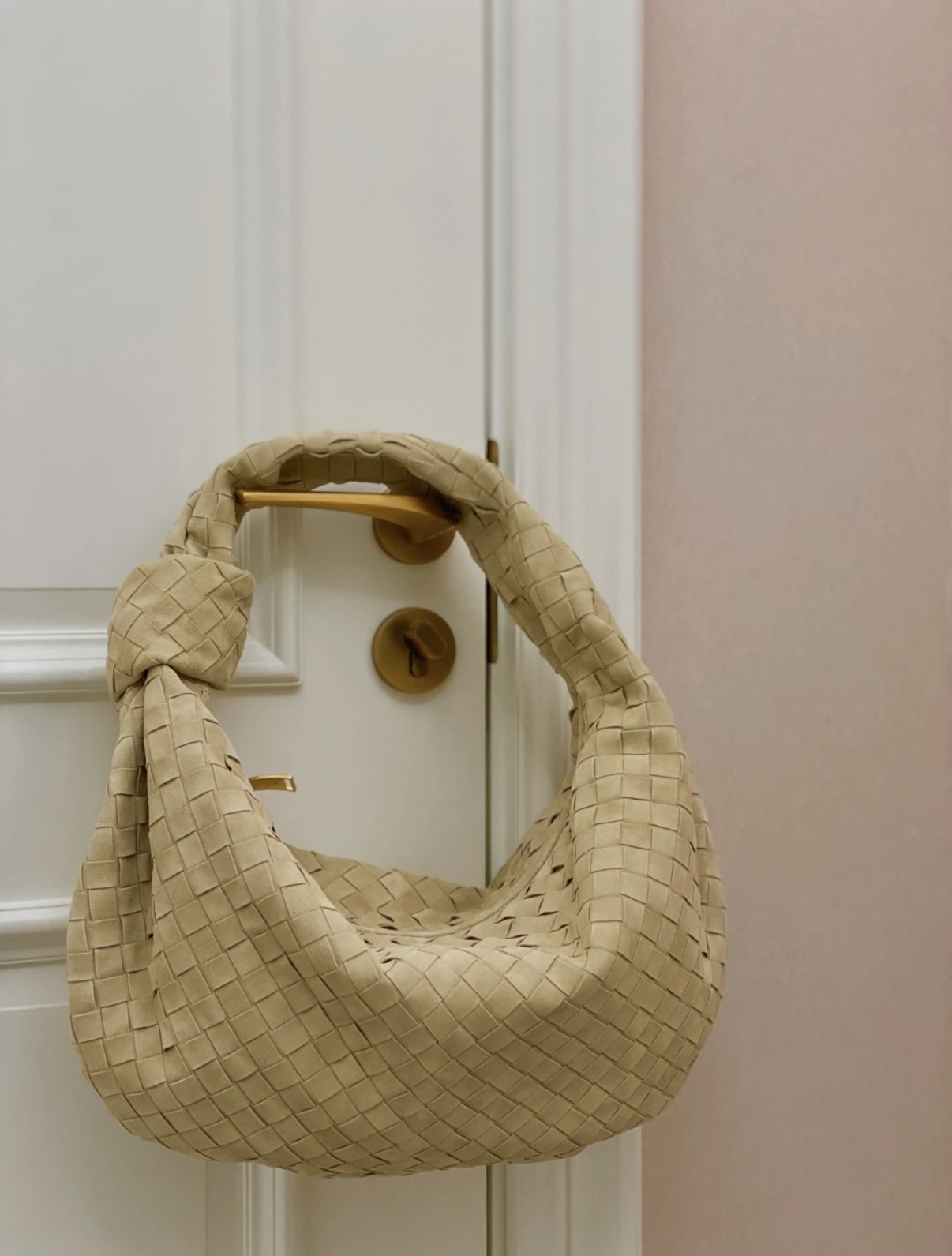 Bottega Veneta BV Jodie Small Oak 燕麥色