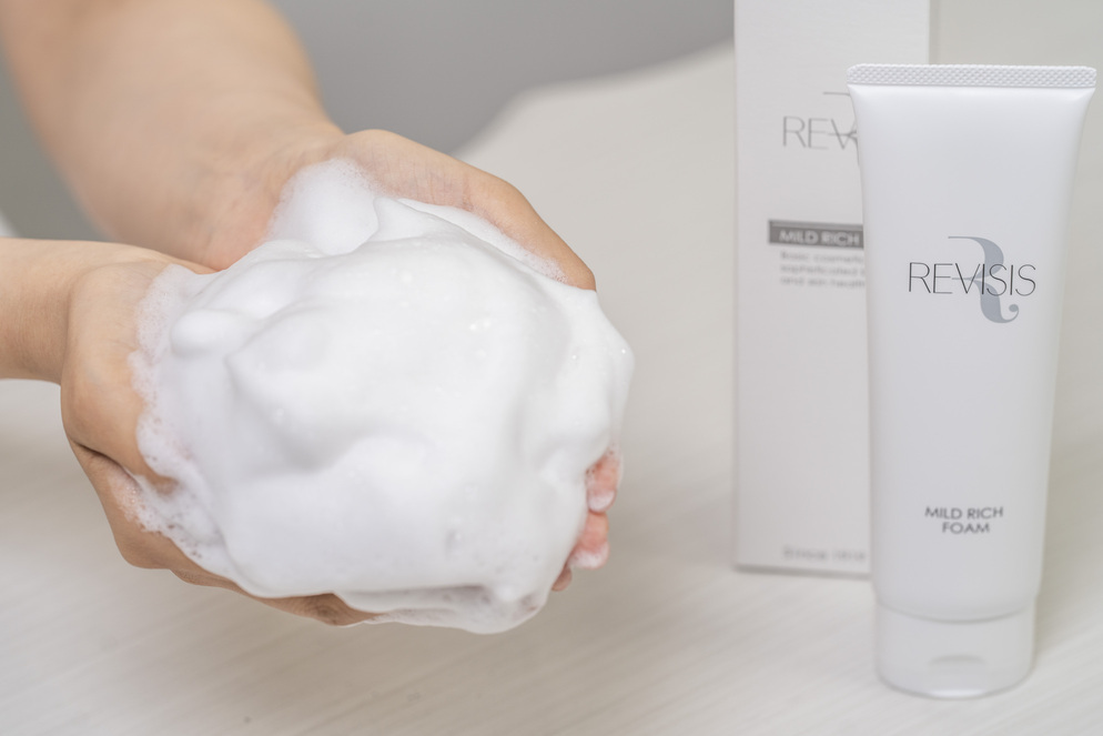 REVISIS溫和滋潤泡沫洗面奶 [130g]