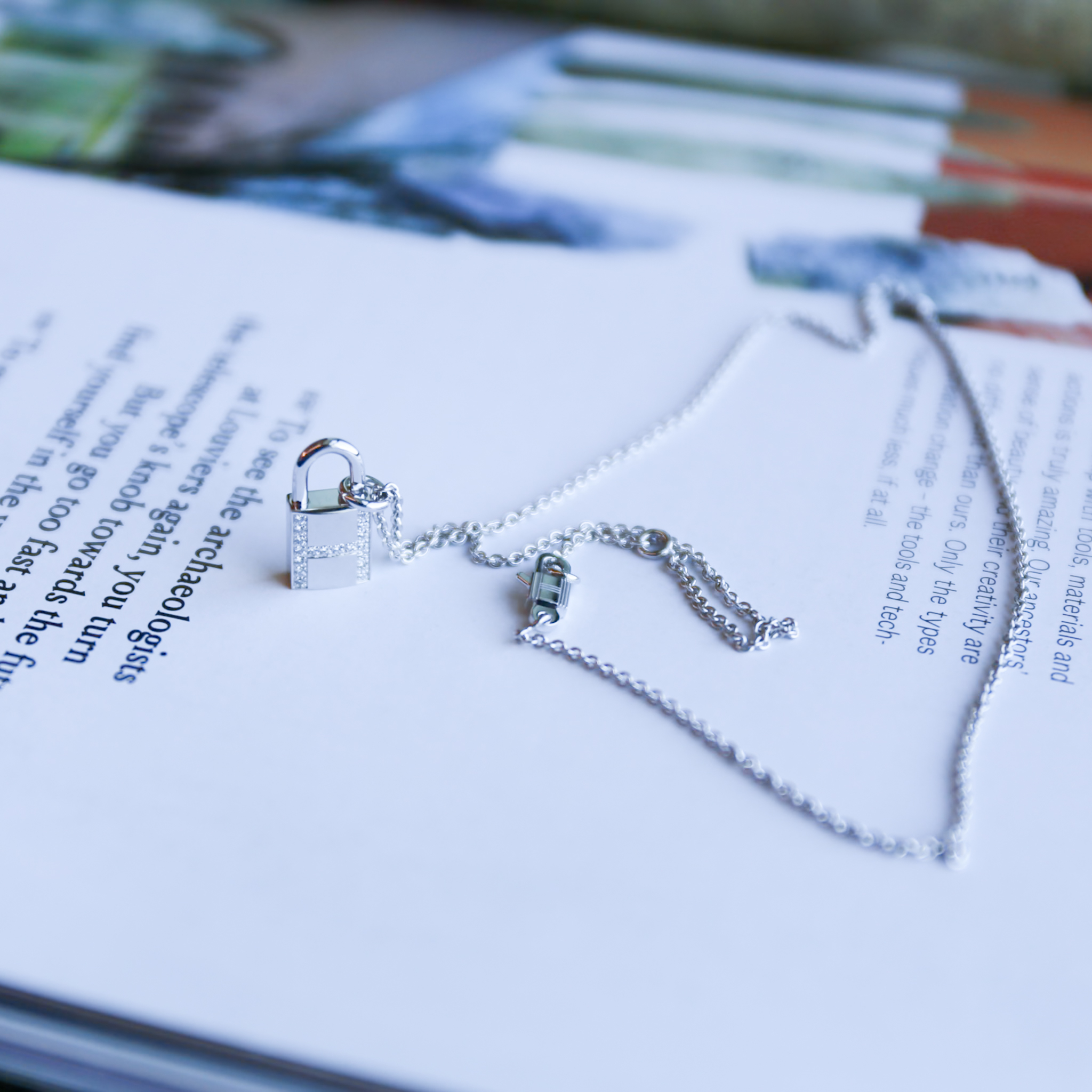 Hermes Kelly Cadenas pendant with diamonds