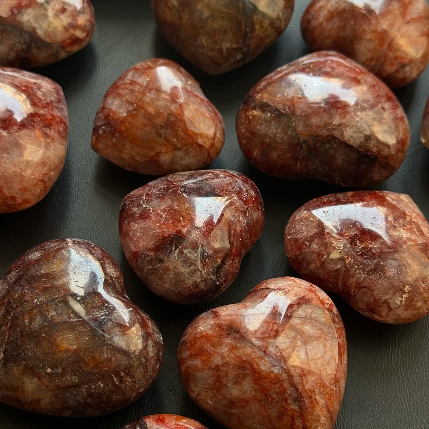 [原石] 紅膠花 愛心