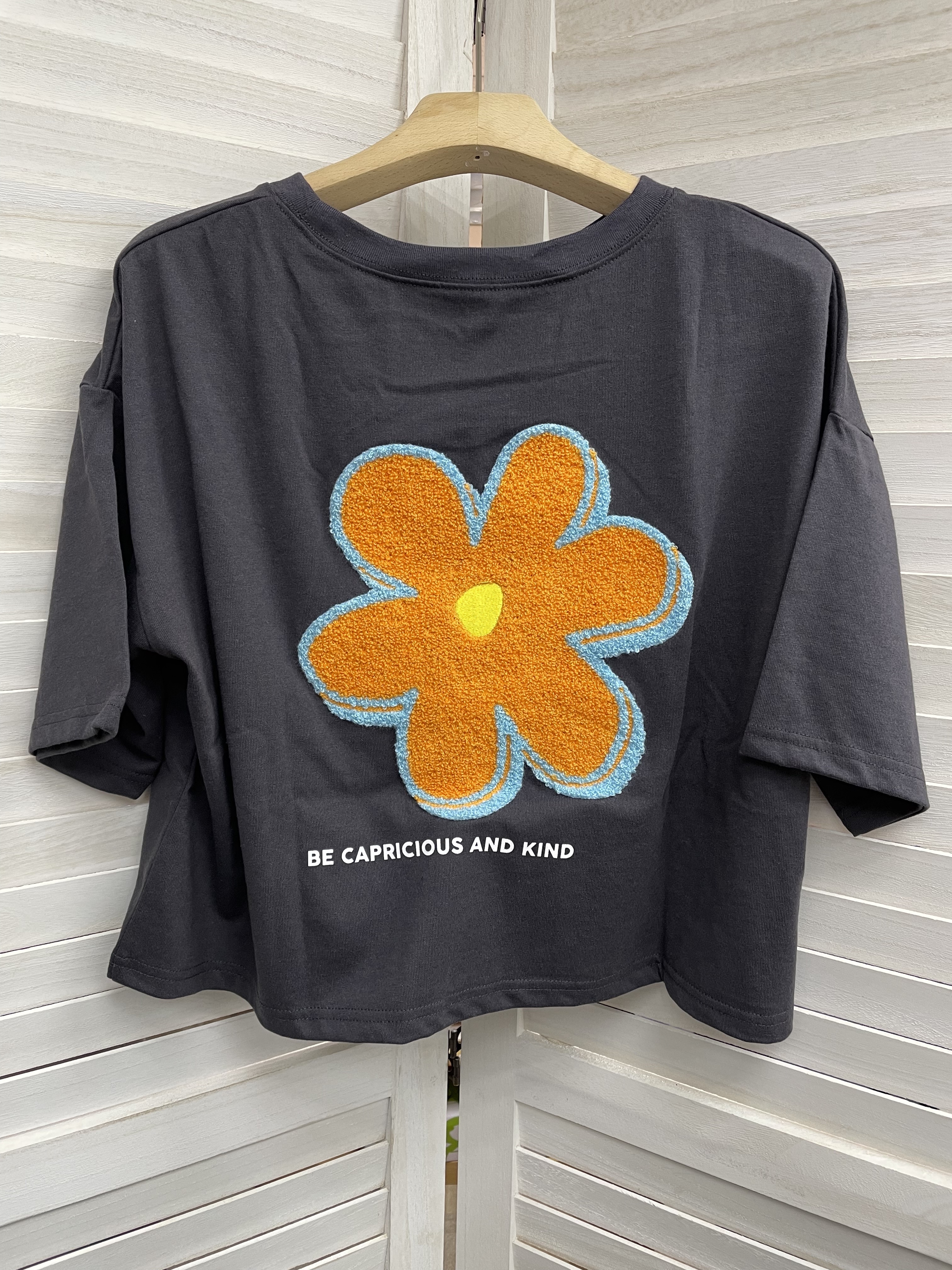 JP Cropped flower top