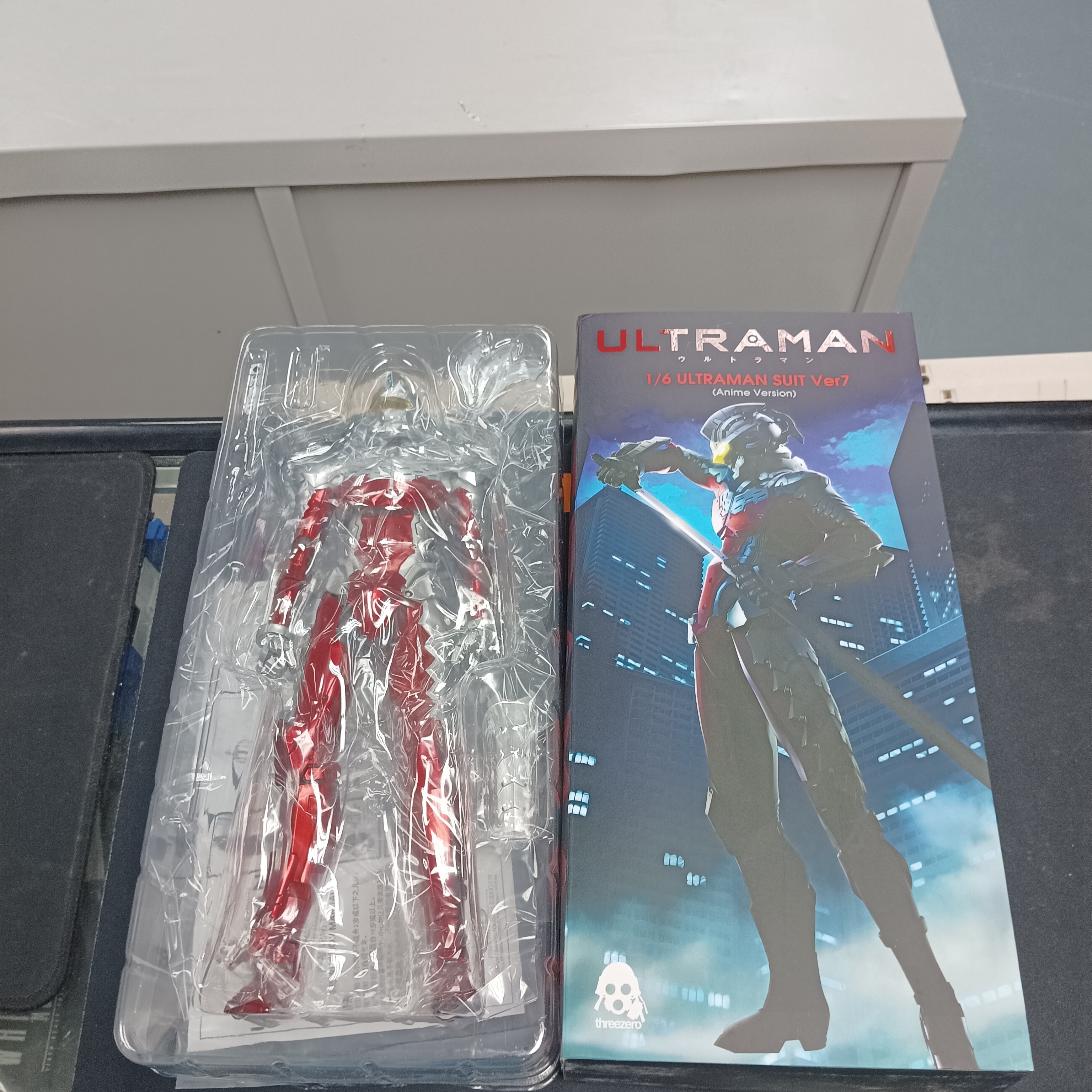 寄賣-超人系列-Threezero 1/6 Action Figure - Ultraman Suit Ver.7 (Anime Versioin)
