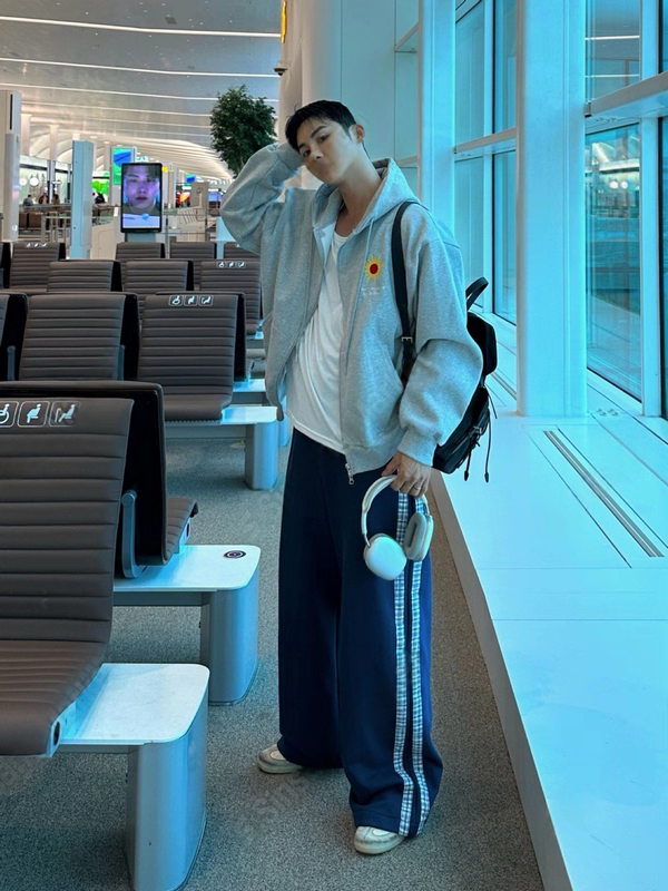 Sunrise 連帽外套