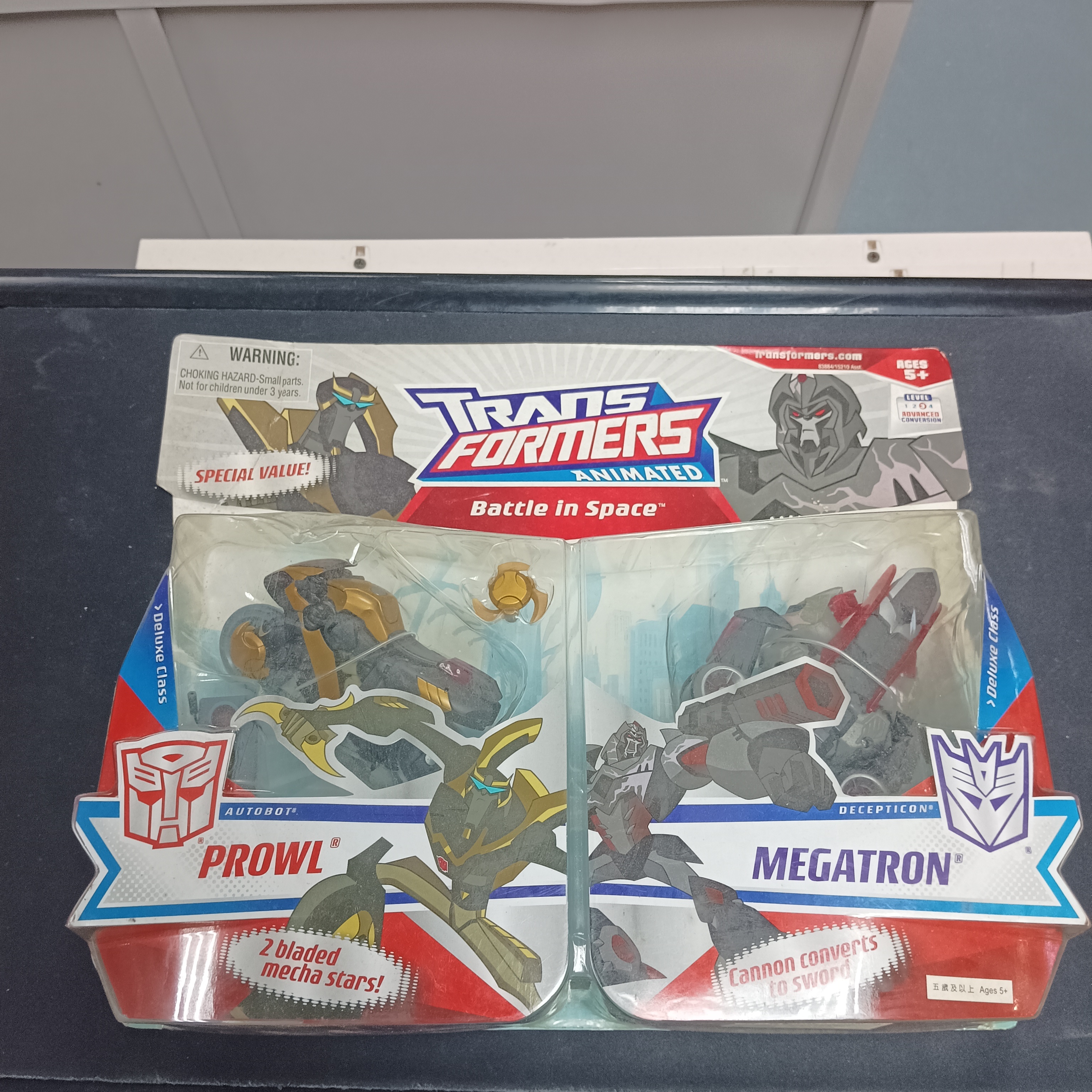 變形金剛-TRANSFORMERS ANIMATED Deluxe Prowl Megatron 2 Pack