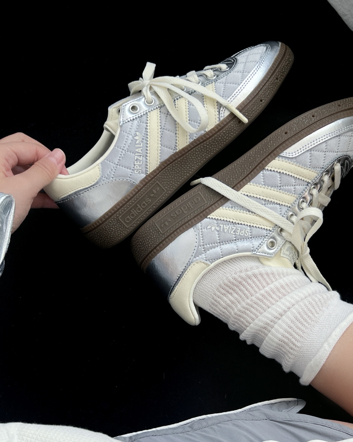 Adidas Handball Spezial 小香風 漆皮 菱格紋 拼接 銀白