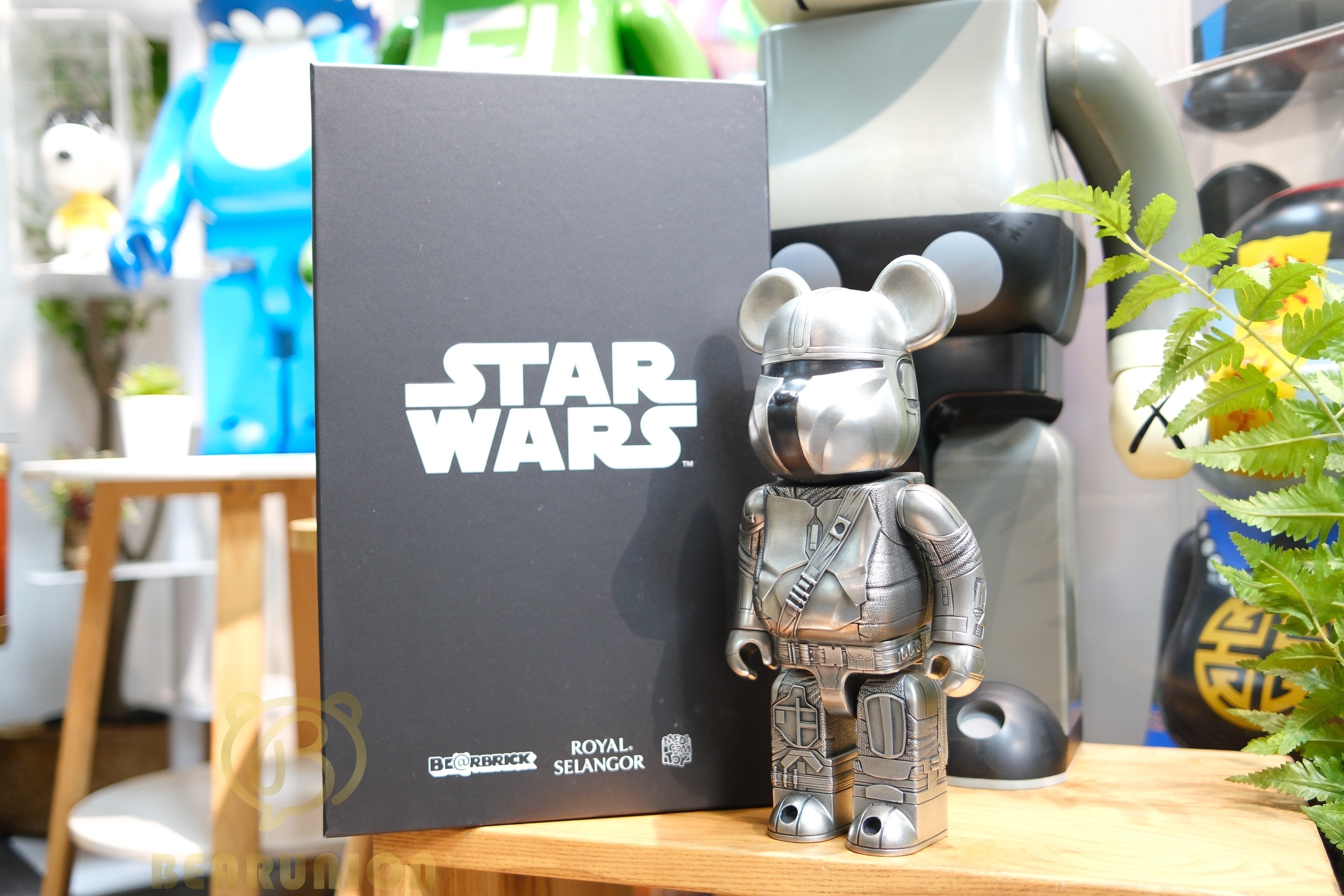 🎏預訂🎏 Bearbrick ROYAL SELANGORTHE MANDALORIAN 400%