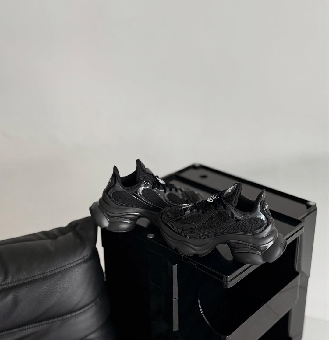 Adidas Originals Ozvenuz 黑色 蕾絲 花朵 全黑 宋雨琦同款 增高 厚底鞋 HQ2677