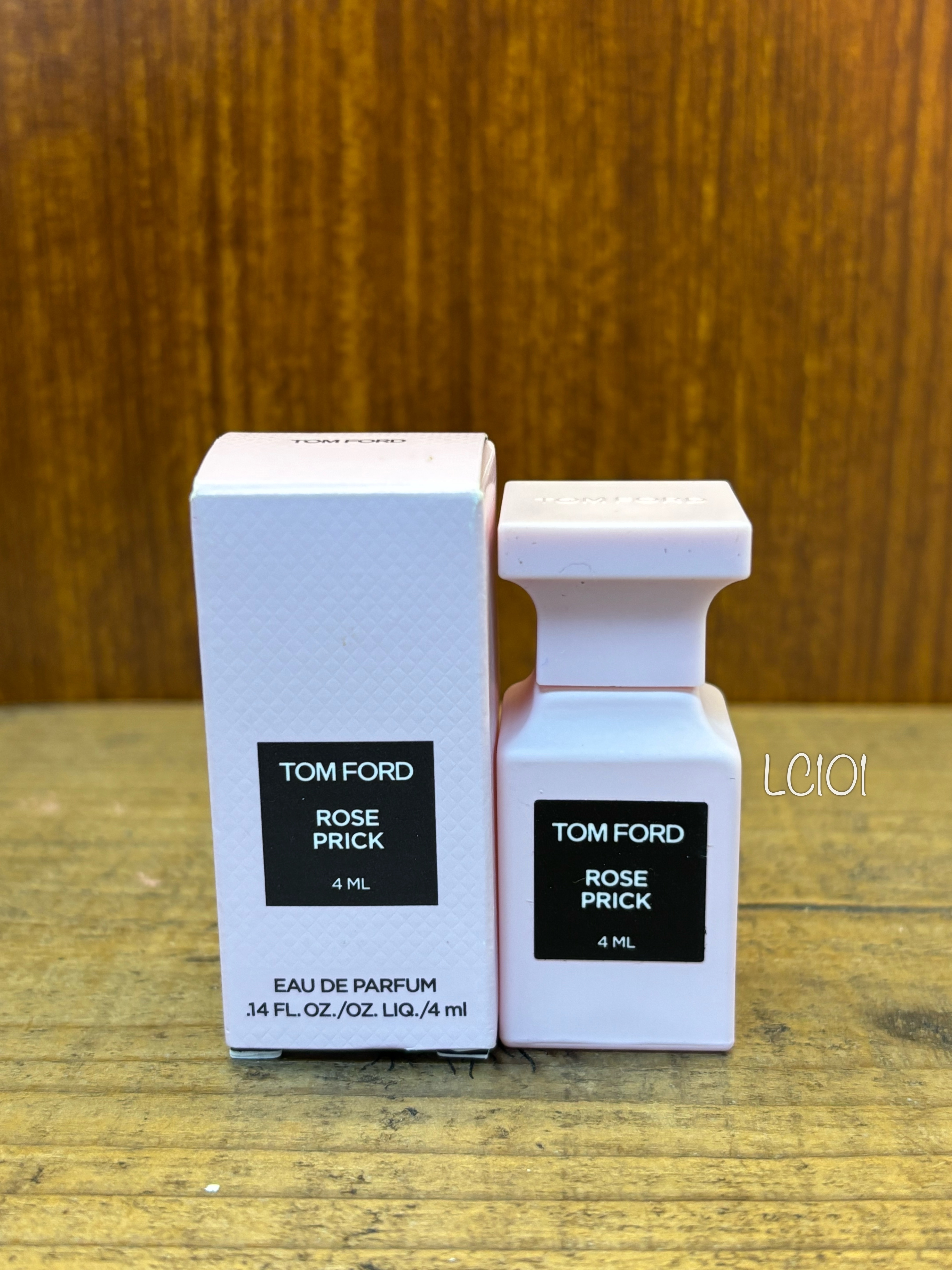 TOM FORD 荊刺玫瑰香水 4ML
