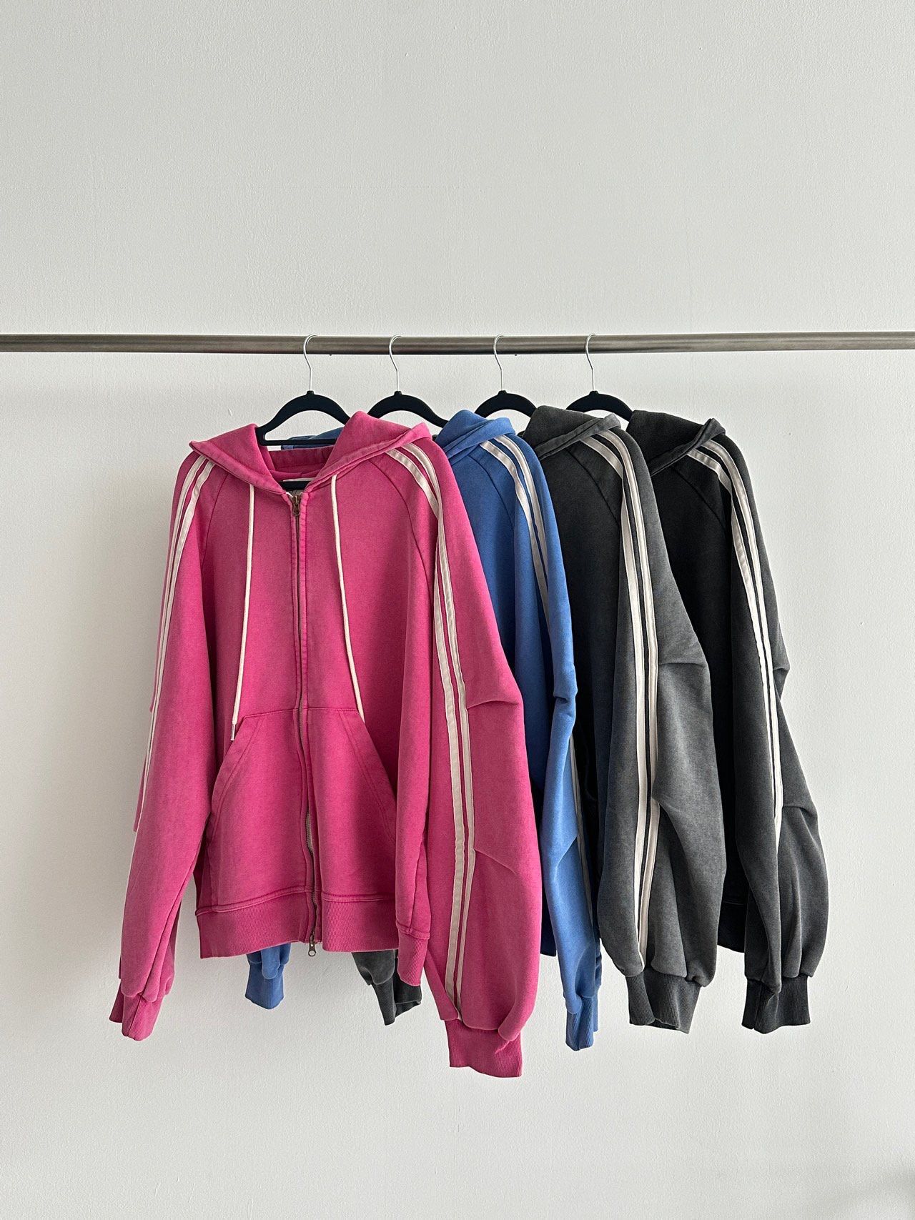 雙間洗水連帽拉鍊外套 Hashtag-060JK