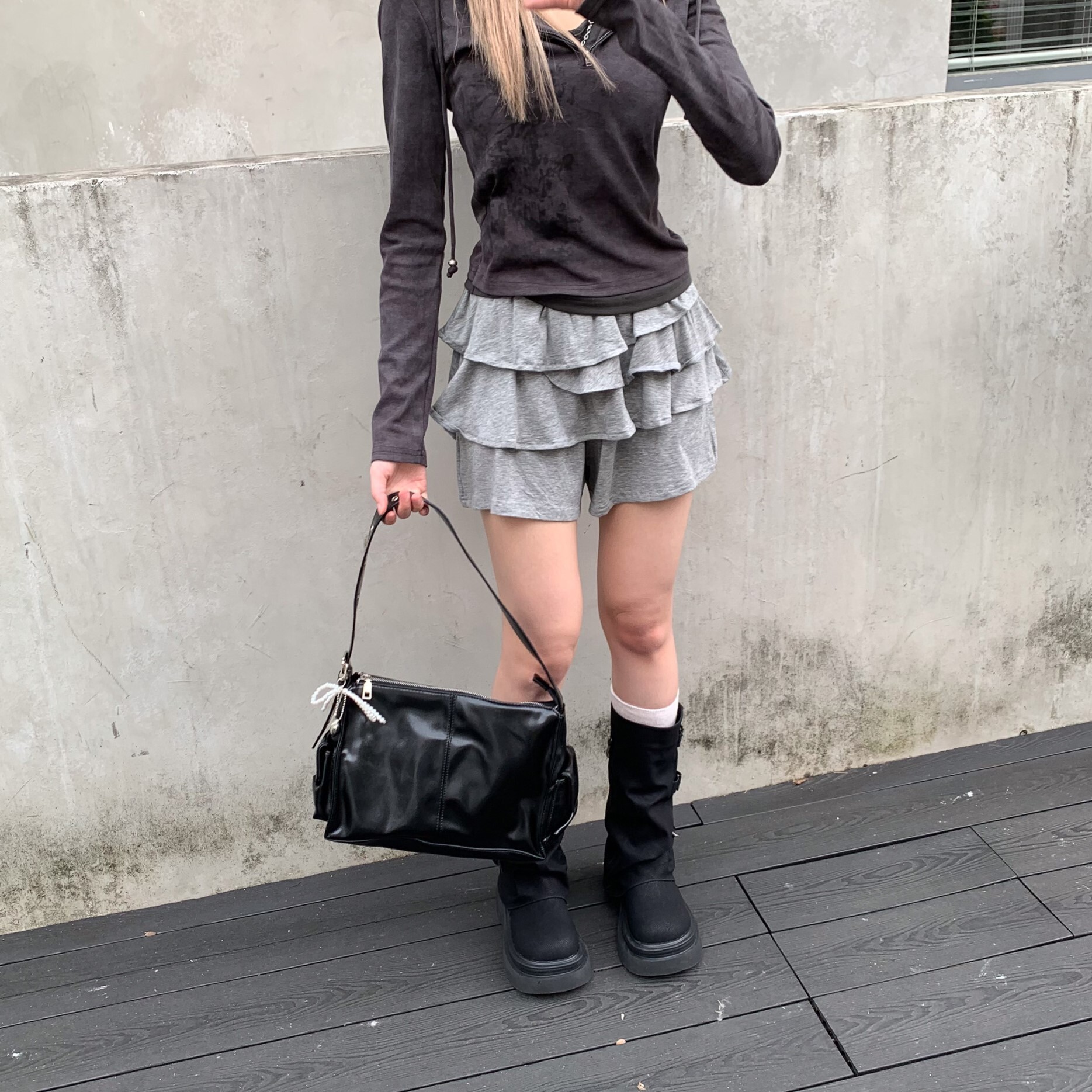 ISA_甜辣少女感 夏日不規則荷葉擺棉短褲_58031