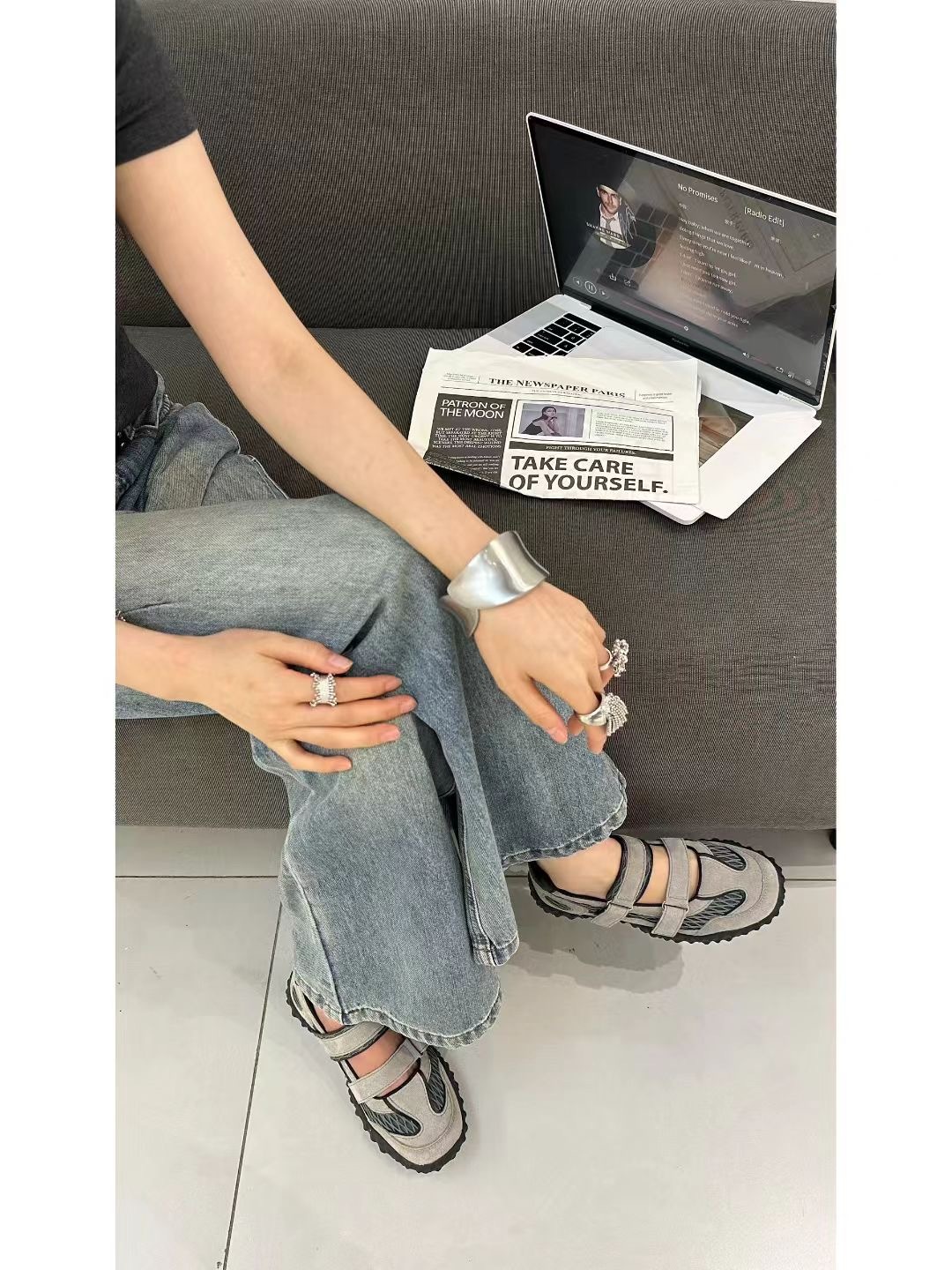 鏤空真皮休閒鞋