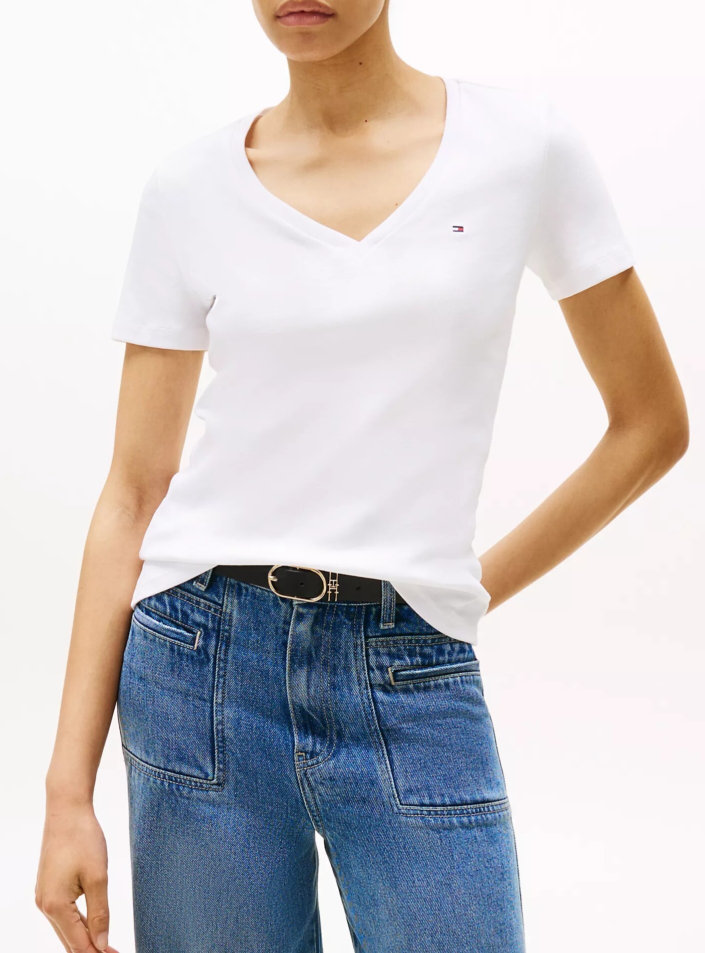 [S] TOMMY HILFIGER WHITE V-NECK T-SHIRT, 76J4871-100 (STH1384)