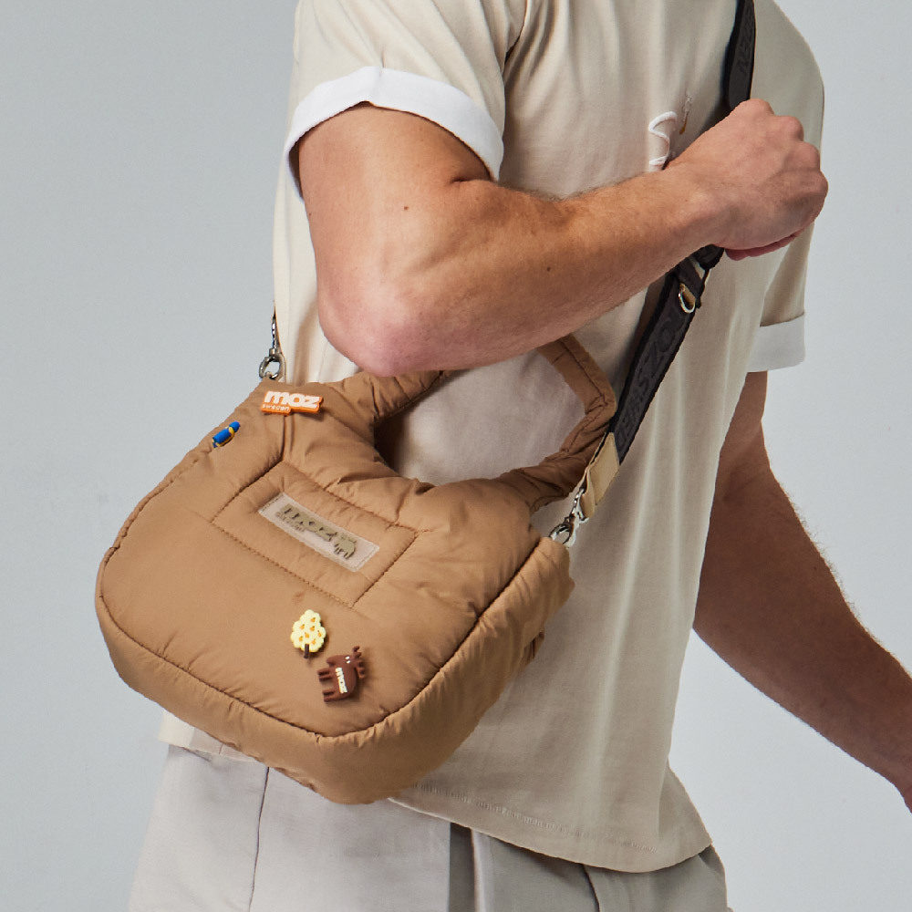 moz瑞典 駝鹿 Light 空氣 雲朵包(淺沙)中