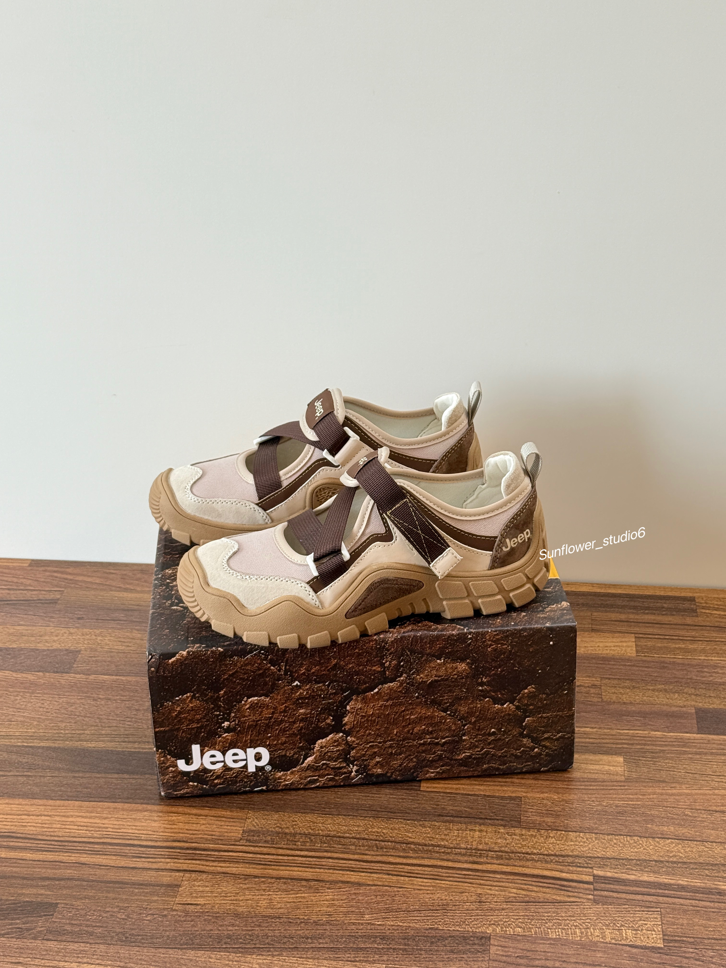 零碼現貨24公分 JEEP 魔鬼氈輪胎鞋 灰咖色 棕色 綁帶 簍空 鋸齒鞋 厚底 機能風 女款/現貨