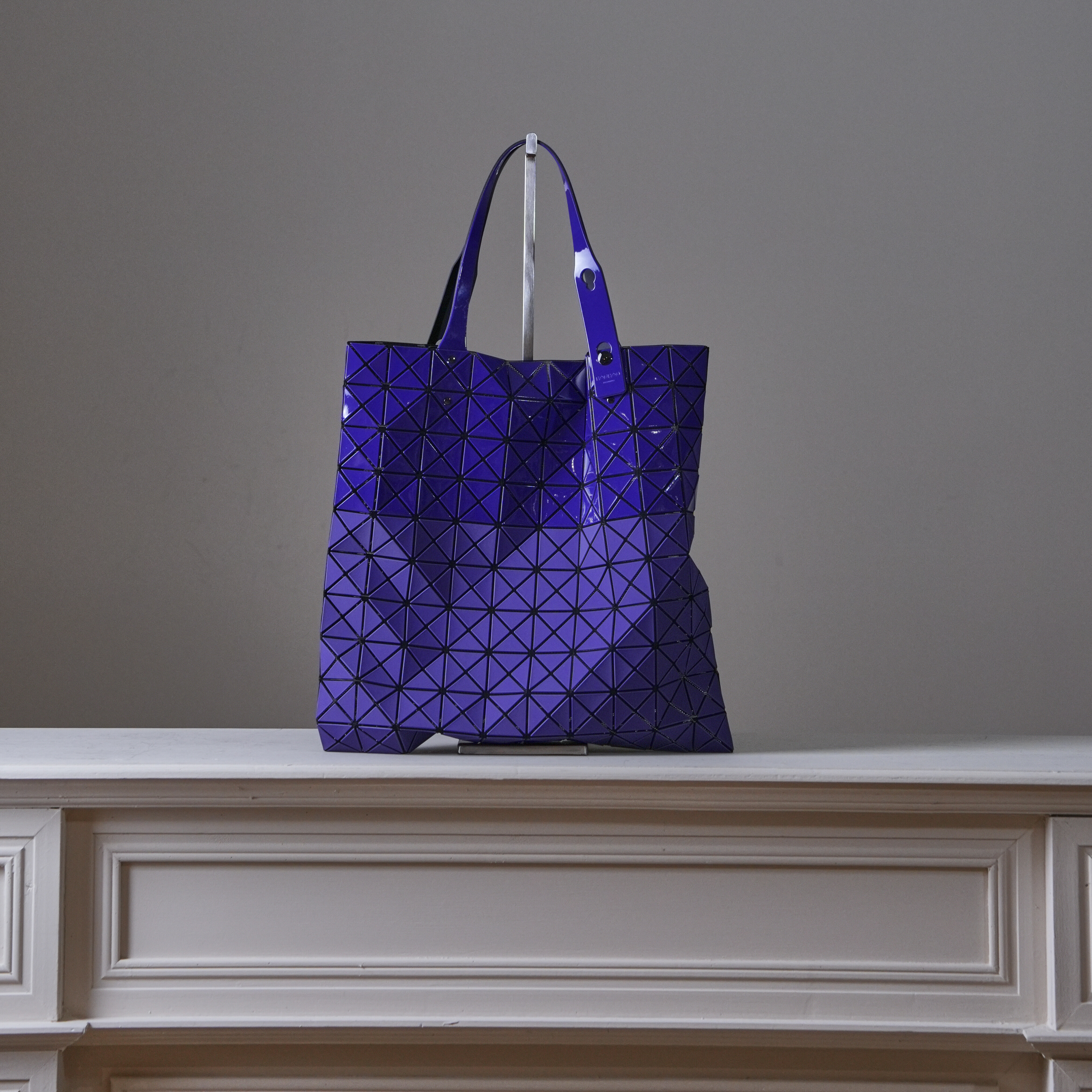 ISSEY MIYAKE 深藍色10格手提包