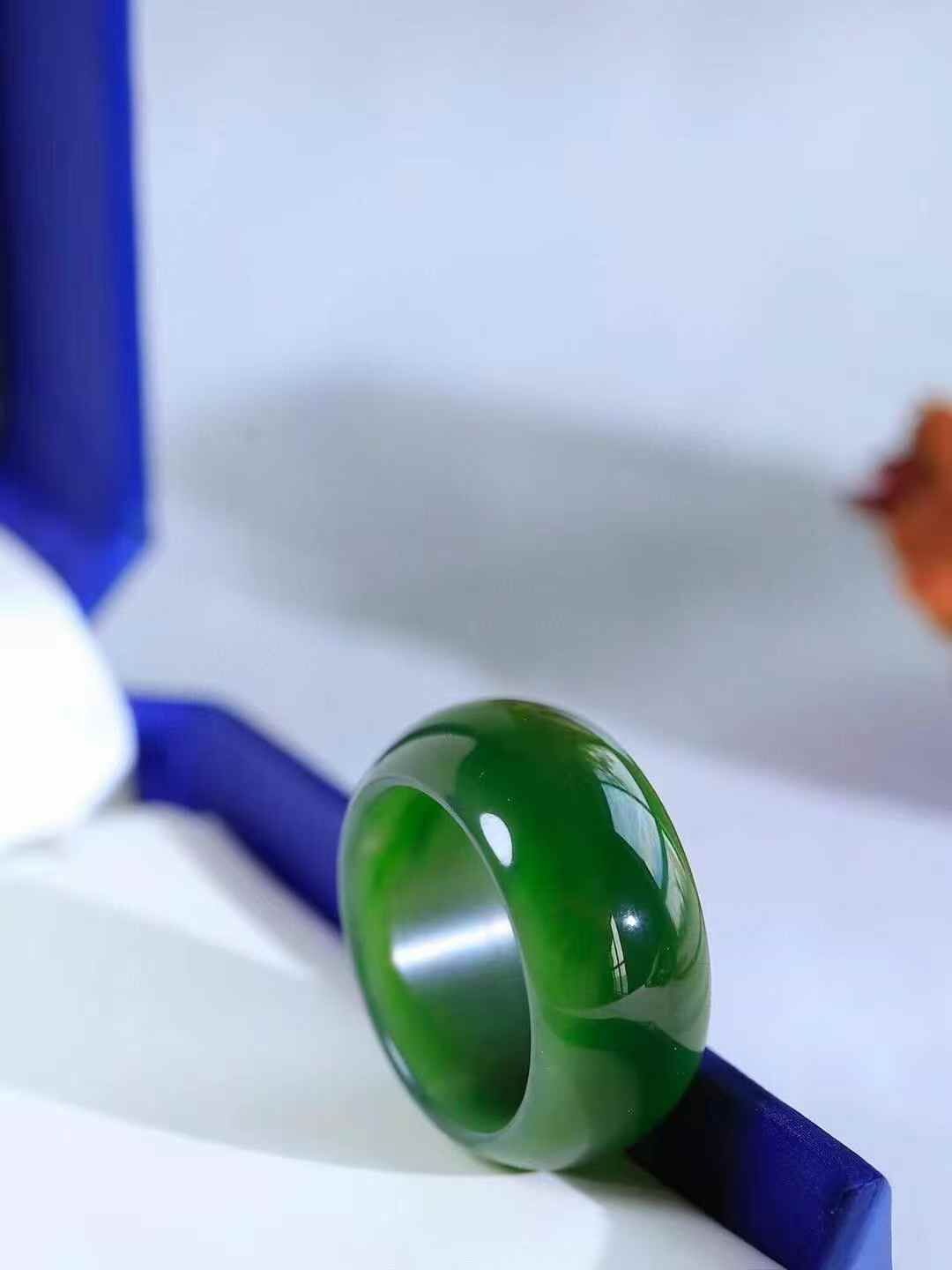 723728 和田玉碧玉古韻扳指 (內徑圈口 21mm)