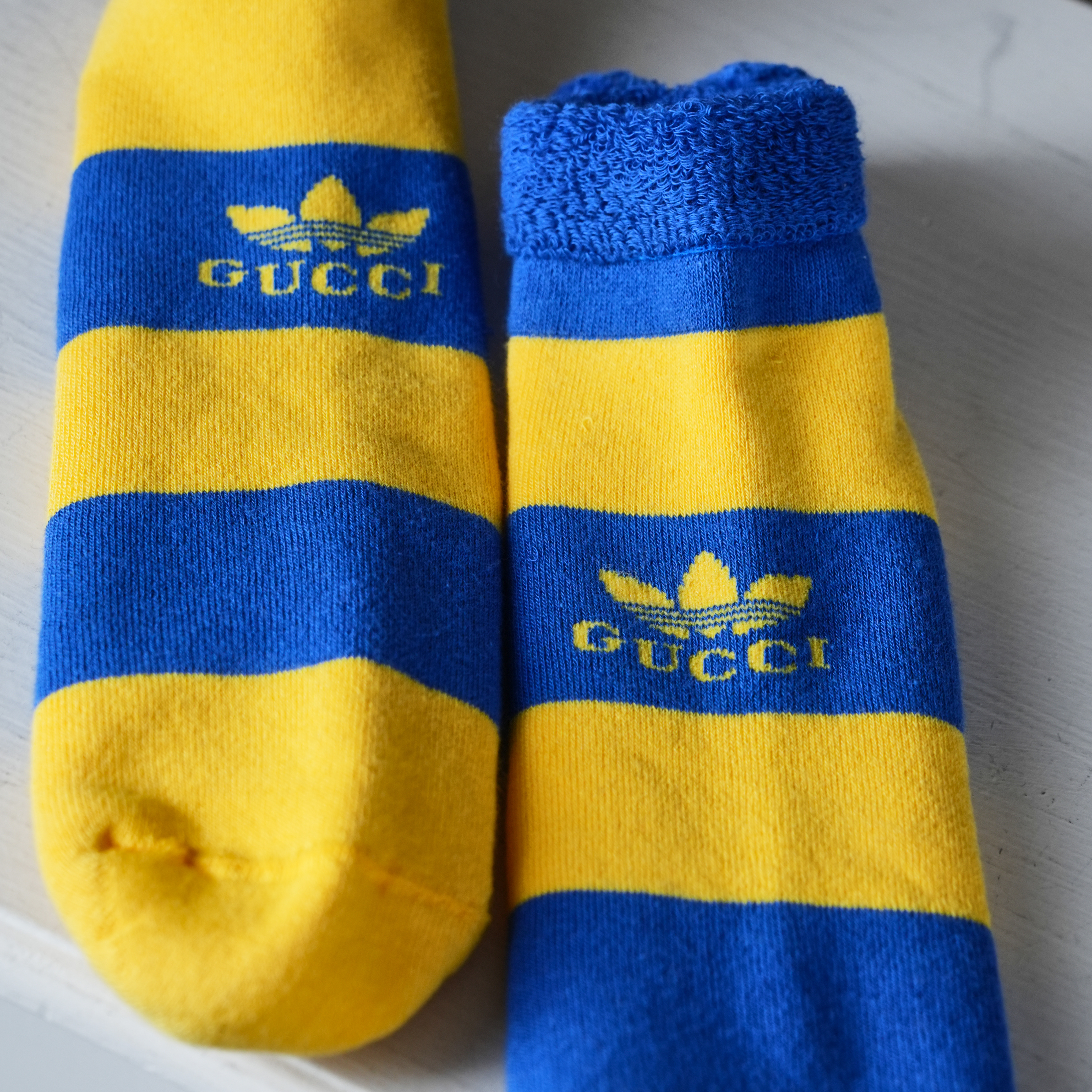 GUCCI 黃綠相間毛毛短襪