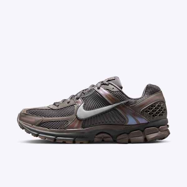 NIKE 慢跑鞋 ZOOM VOMERO 5 金屬棕 復古 運動鞋 男 HF5493-201