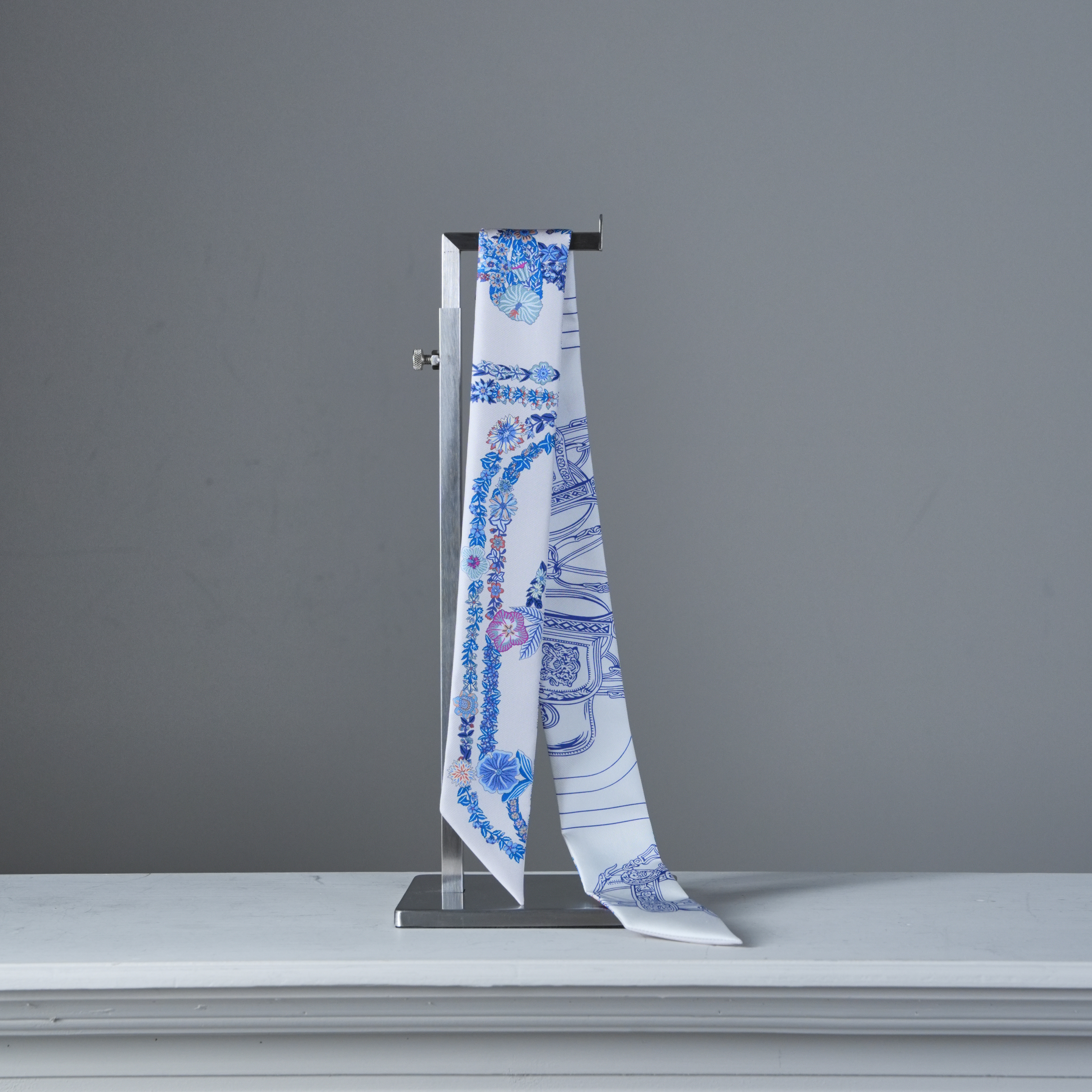 Hermes 白藍色花卉Twilly