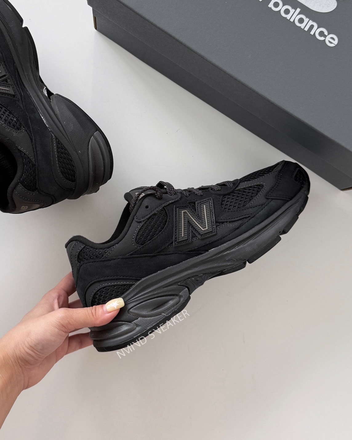 NEW BALANCE 2010 深焙黑