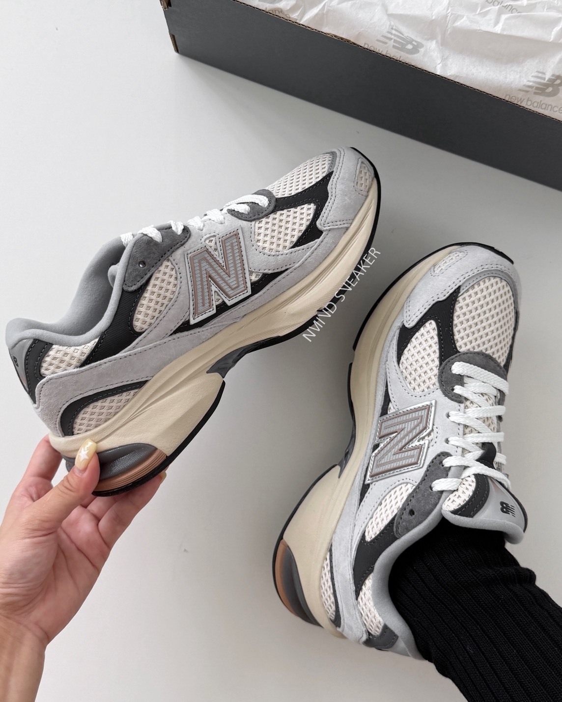 NEW BALANCE 2010 卡布灰