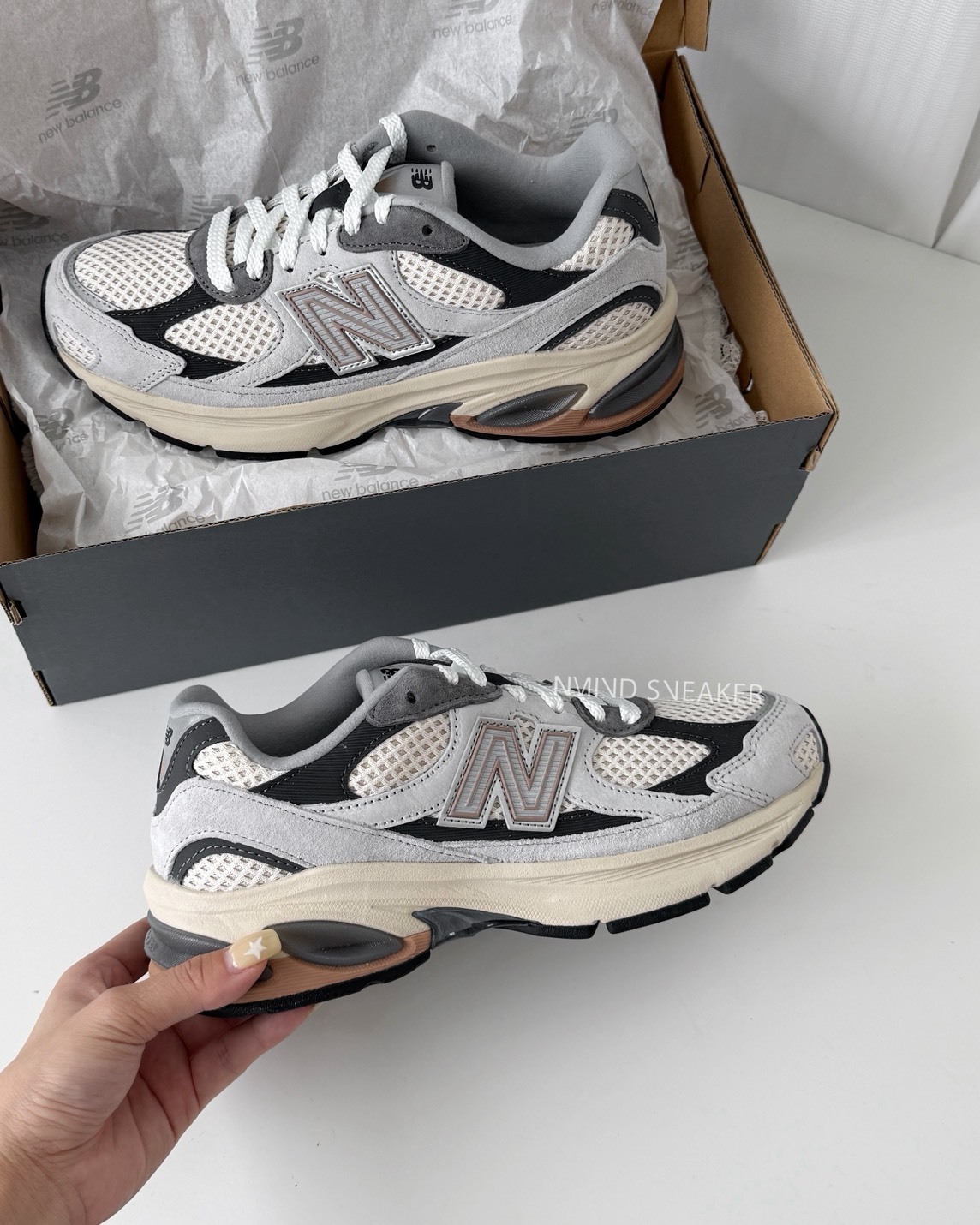 NEW BALANCE 2010 卡布灰