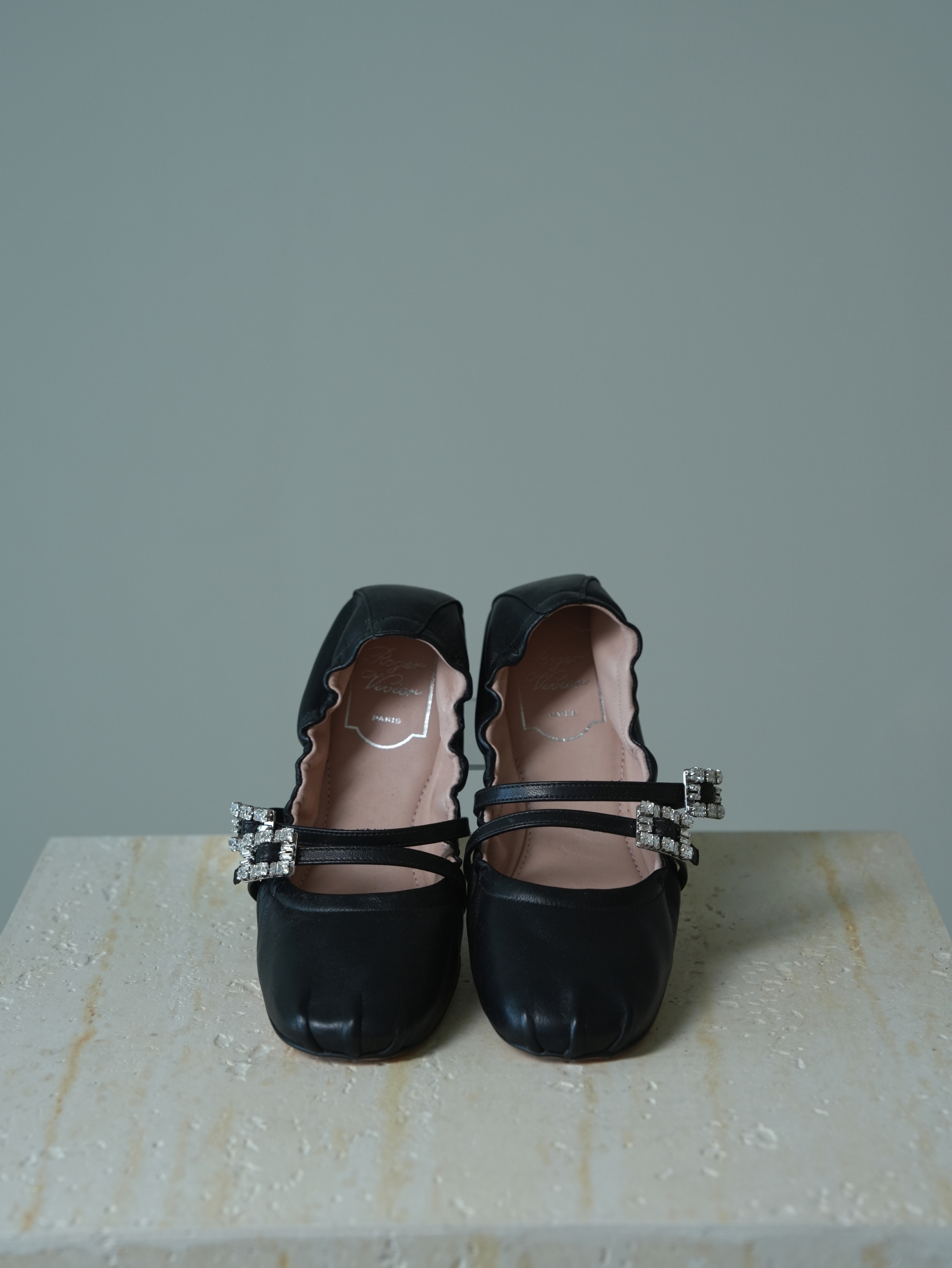 RV 黑色兩條鑽釦芭蕾舞鞋 37.5號