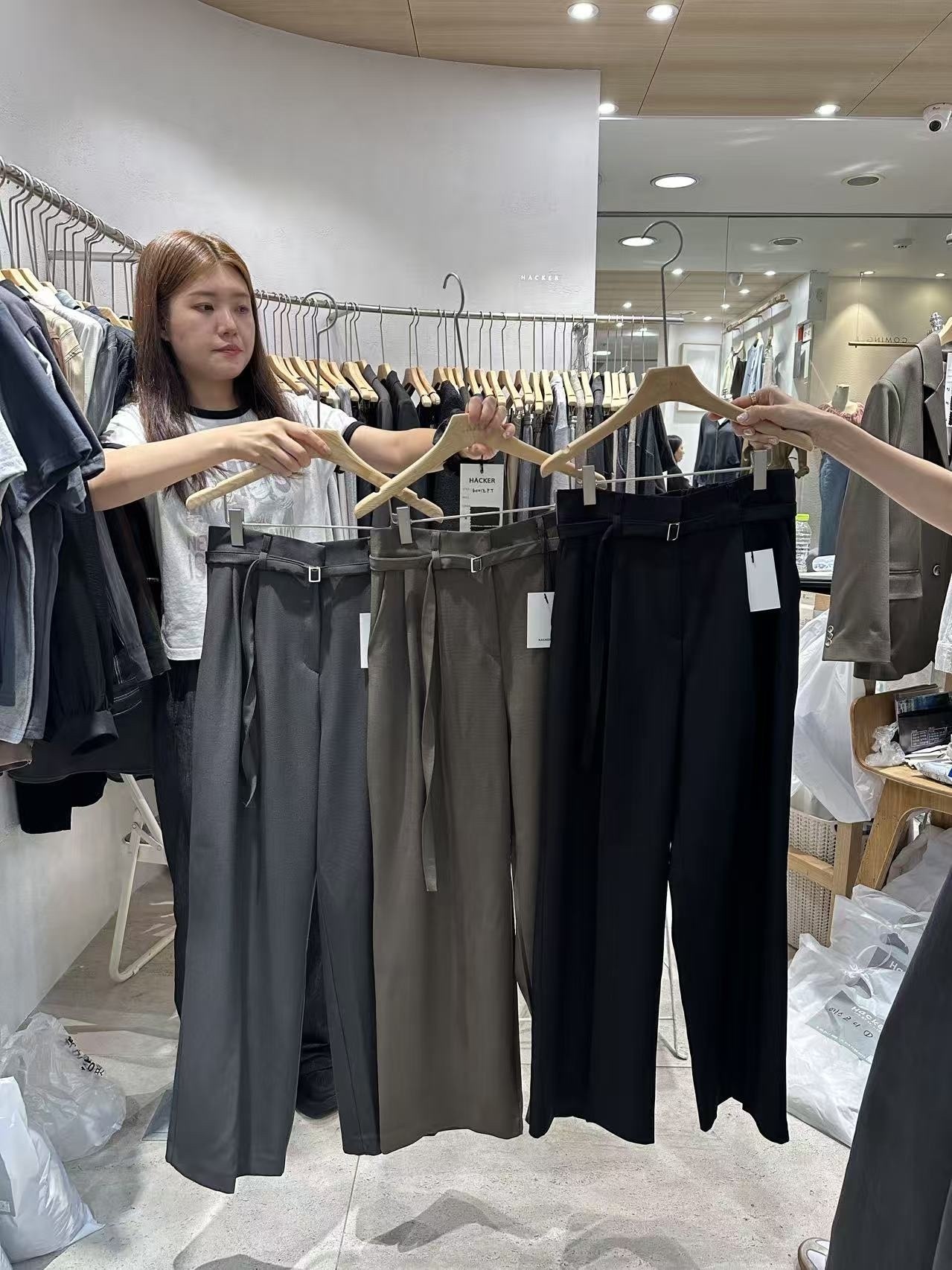 2501 正韓後鬆緊西褲