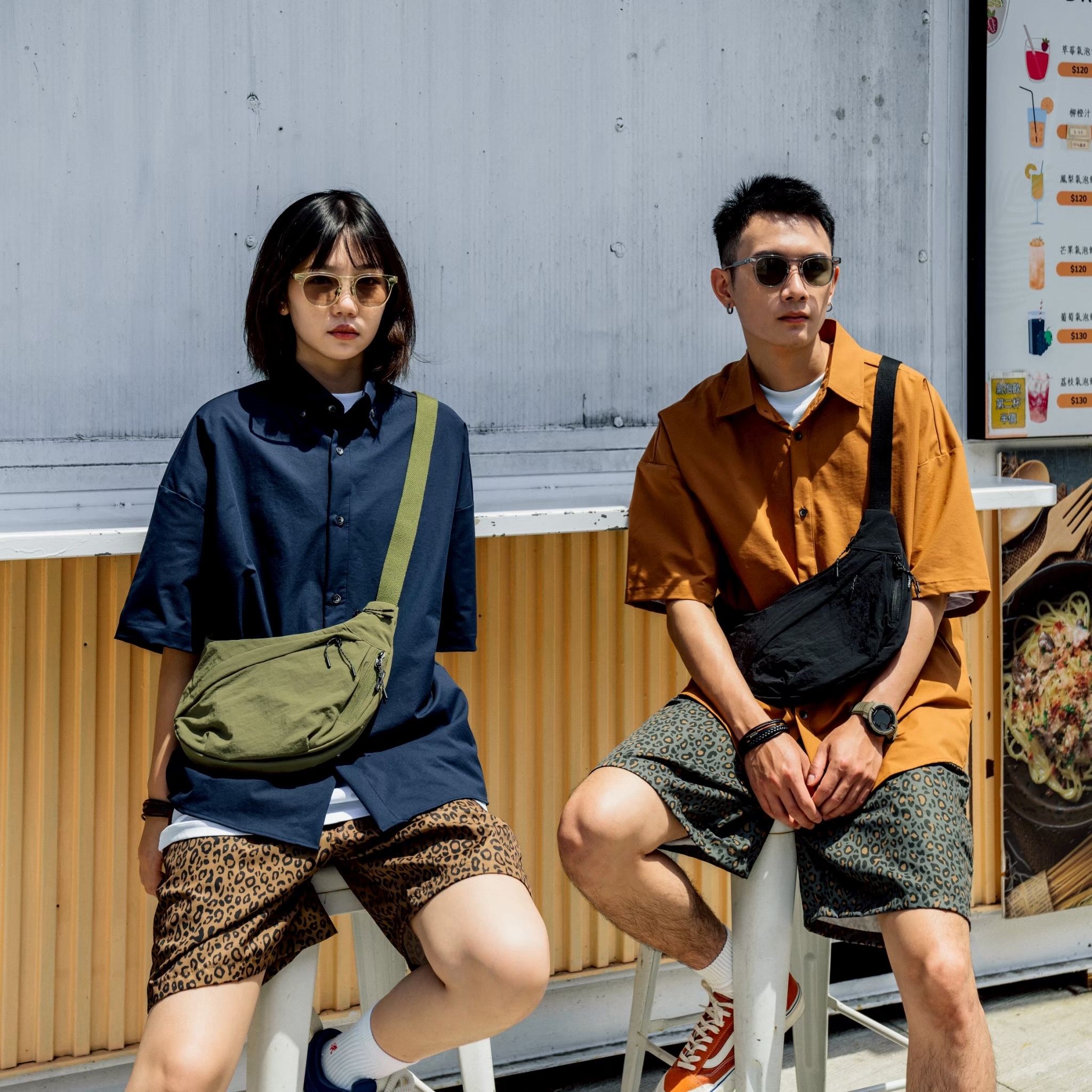 #預購 SBG 防潑水半月小包 312 兩色