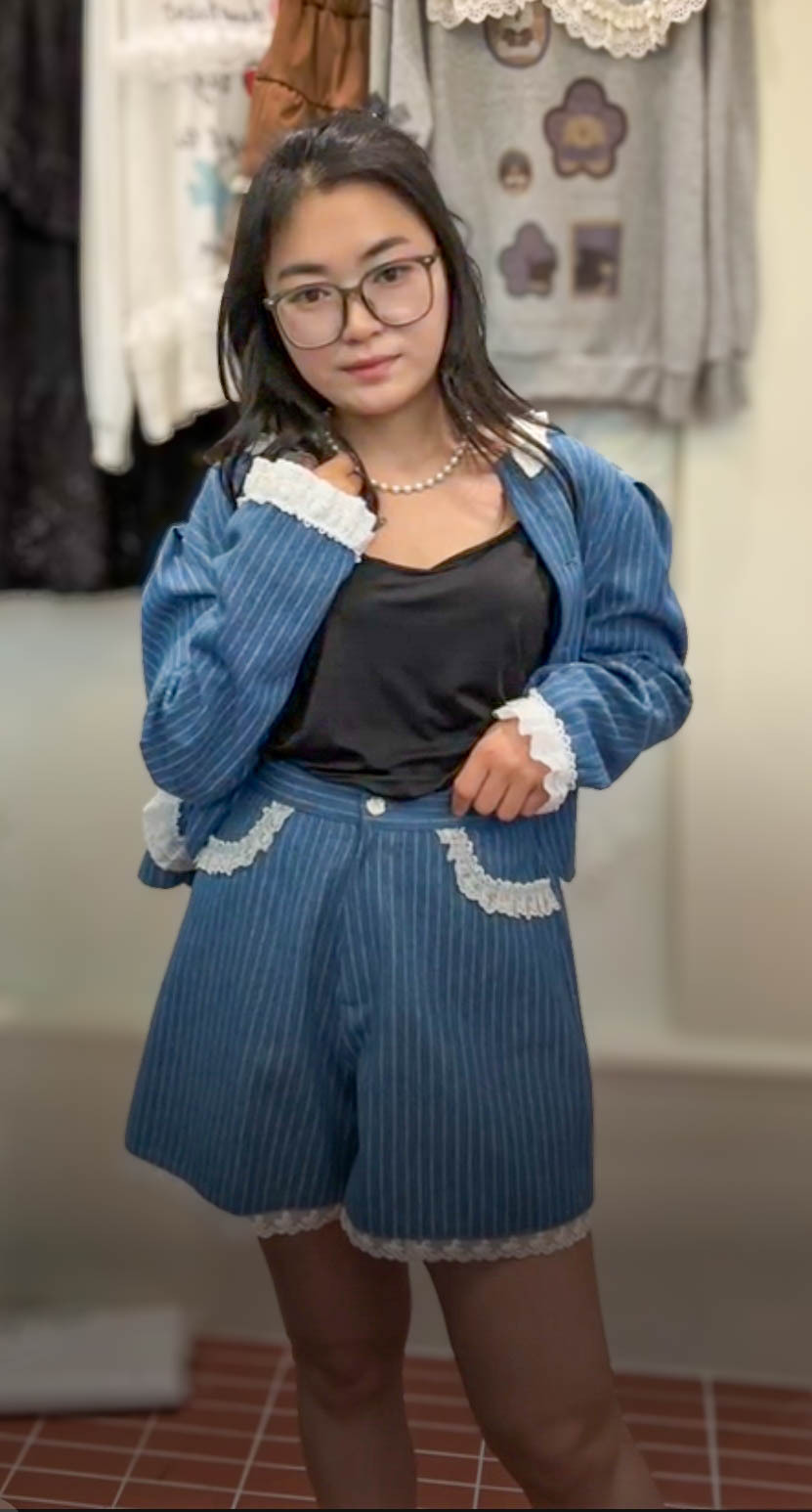 🥰PM_K2539  ▶️條紋牛仔 拼接蕾絲短褲 👉W:64-74cm H:cm L:40cm