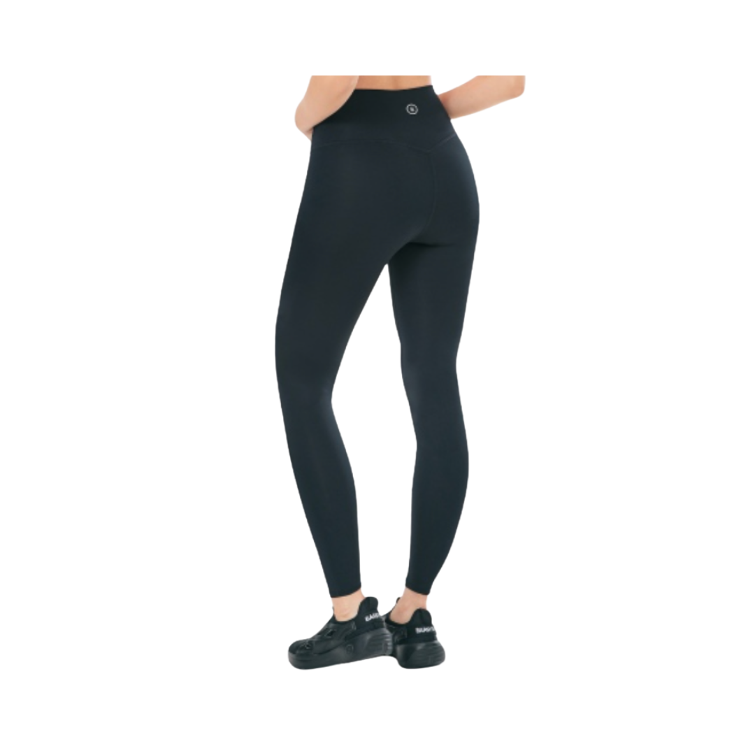 ▲BARREL ESSENTIAL 女款素色防曬長褲 後腰小圓logo -黑色