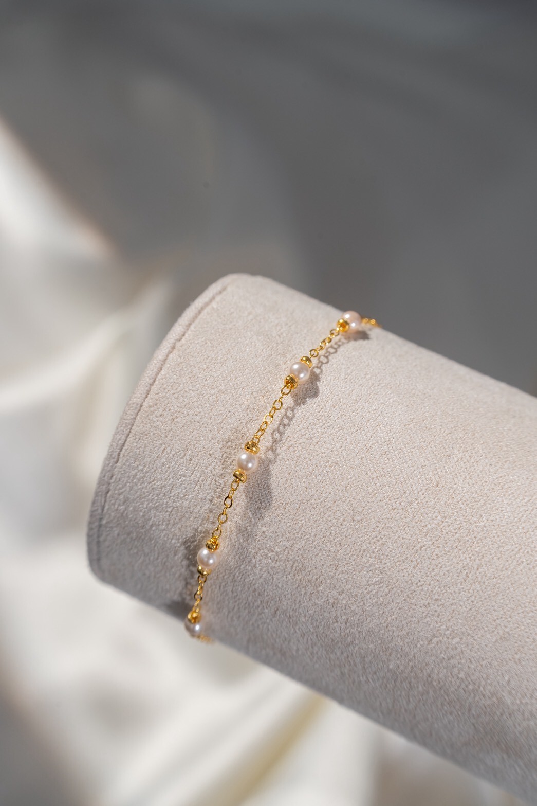 珍珠搭配純金的細緻手鍊