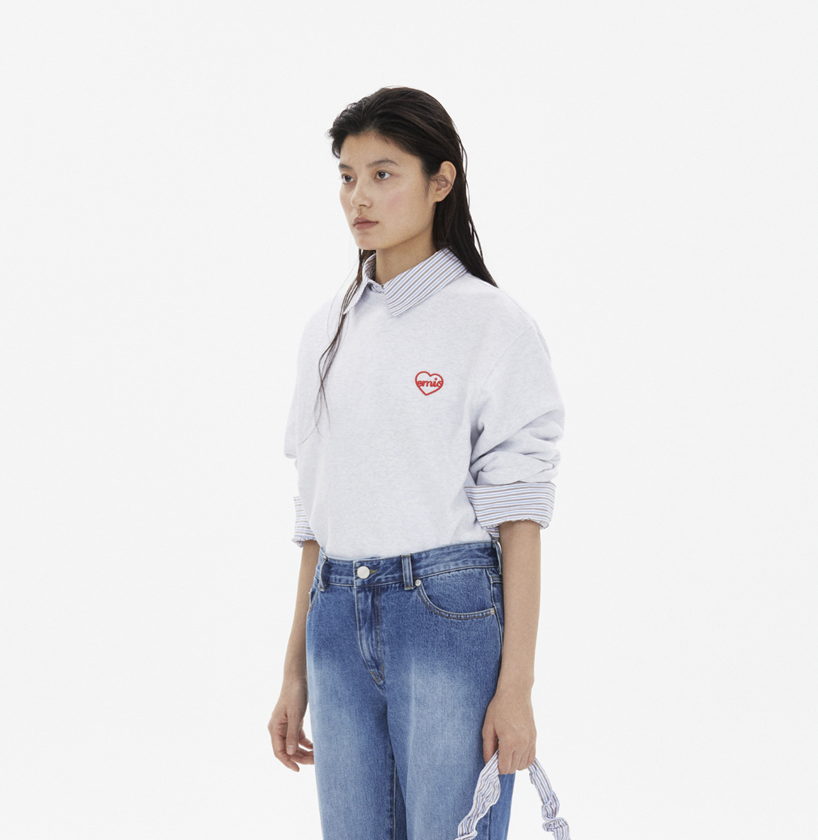 韓國 EMIS 愛心小LOGO 長袖上衣