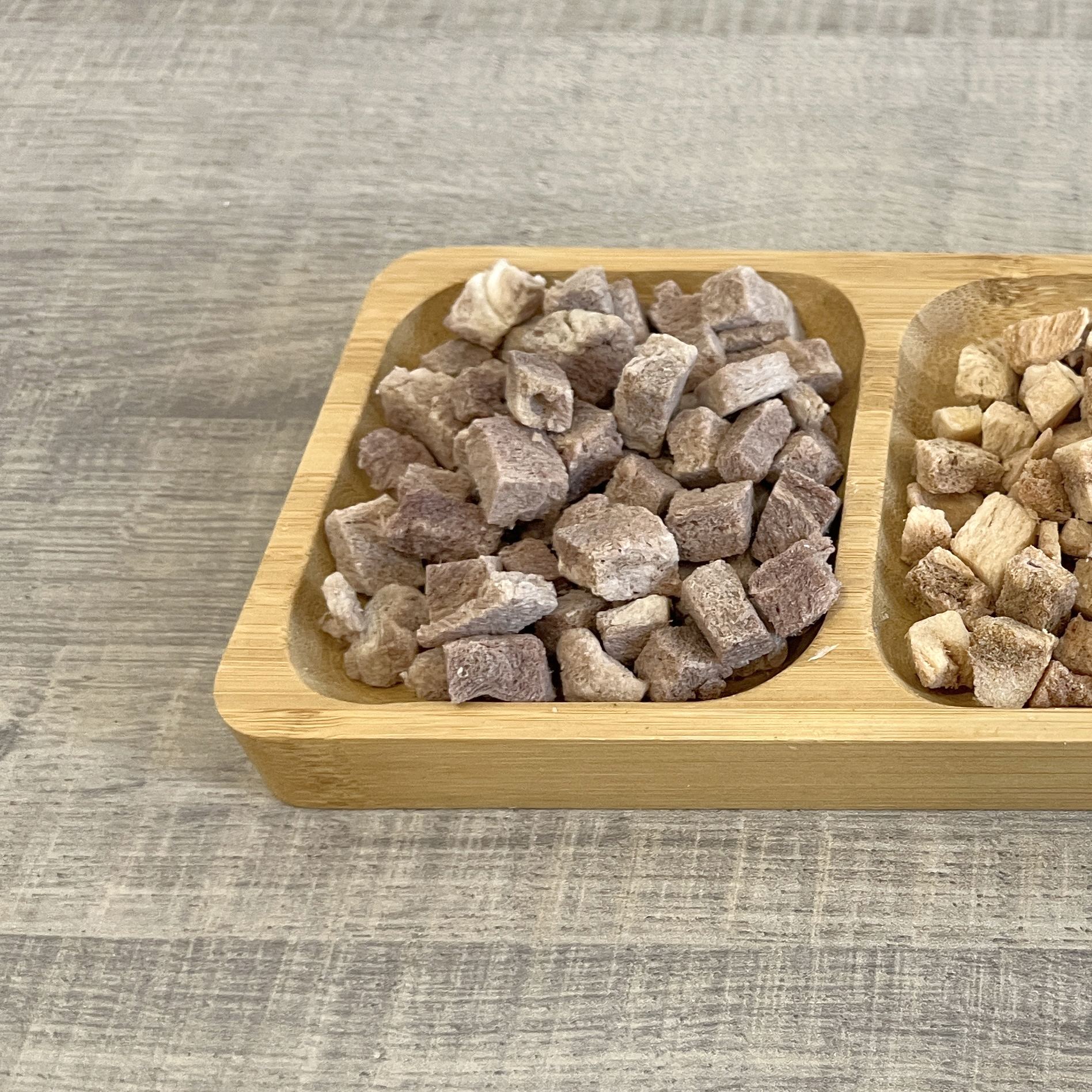 小叼饞貓凍乾小丁零食-草飼牛 (罐裝)