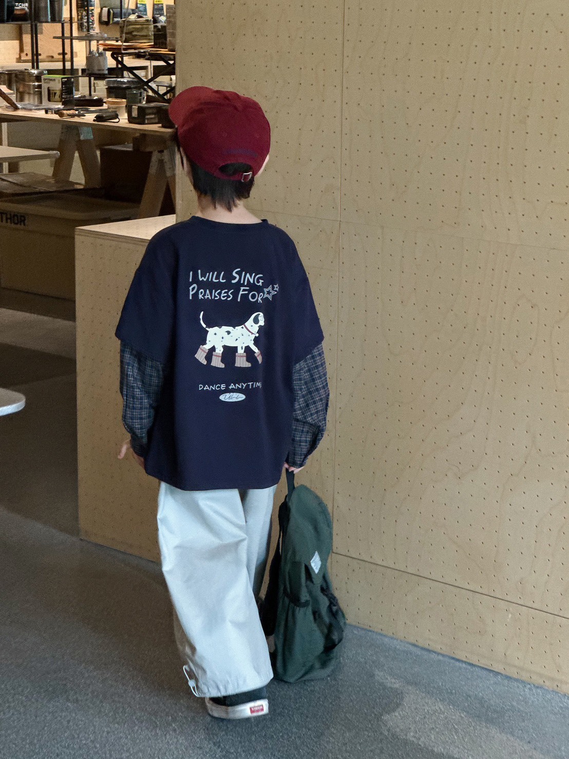 狗狗圖騰拼接長袖上衣