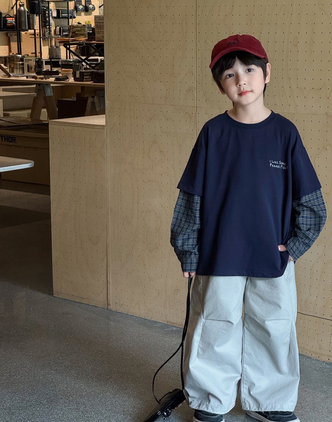 狗狗圖騰拼接長袖上衣