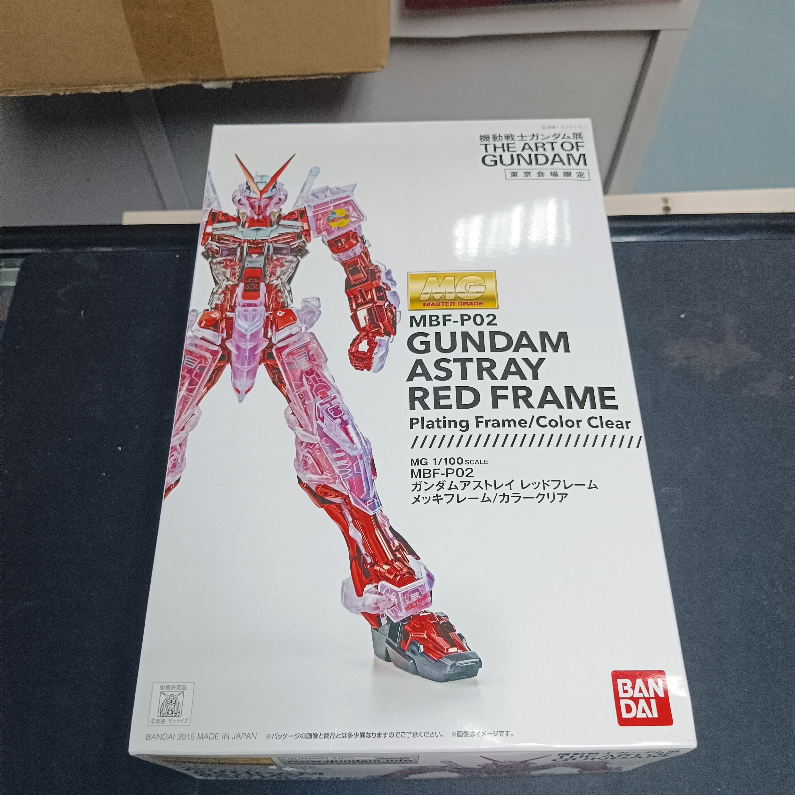 MG 1/100 Gundma Astray red frame clear