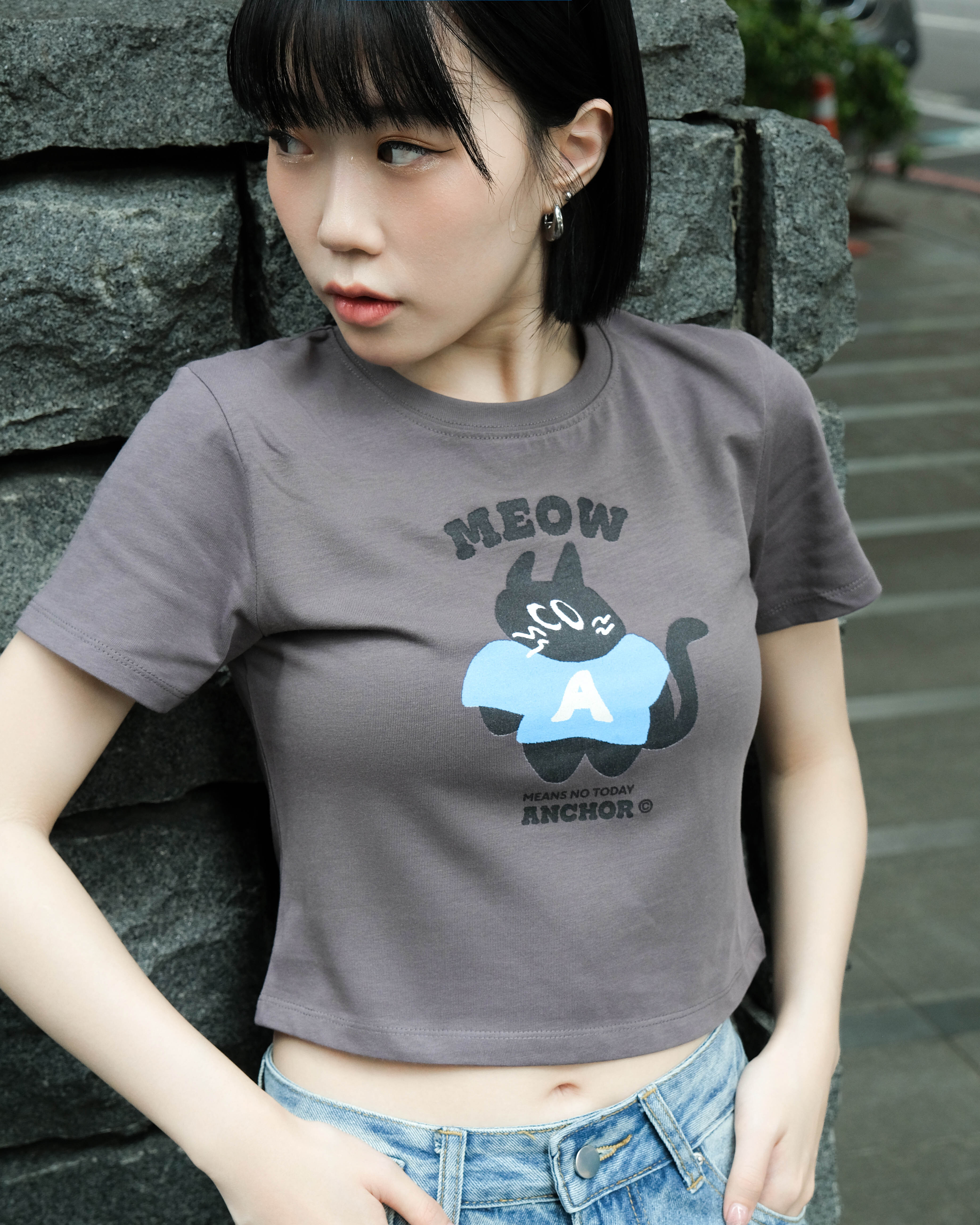 ACR AG-21 喵喵日常 慵懶 塗鴉 短版 短袖 上衣