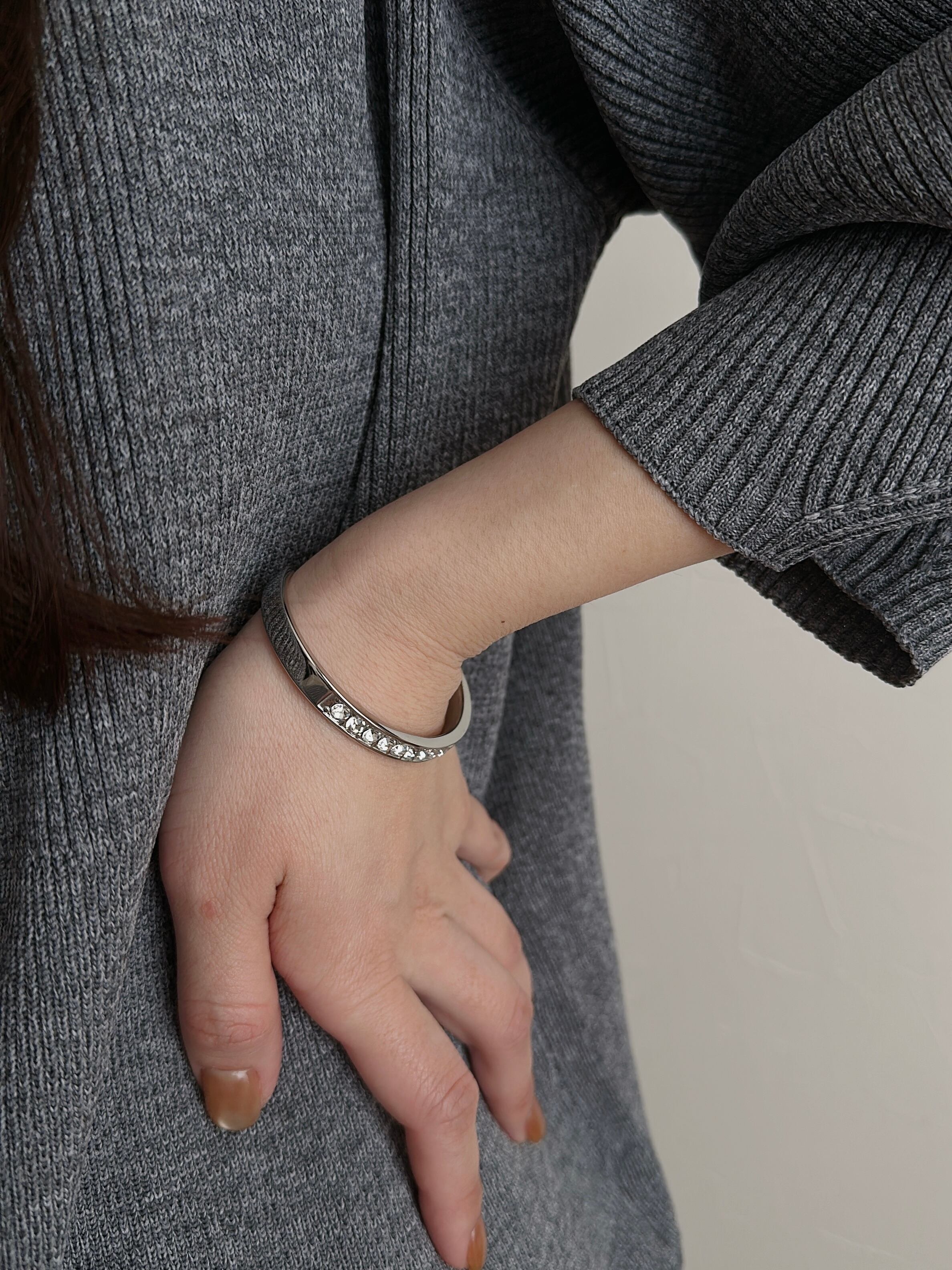 SS sparkling bangle