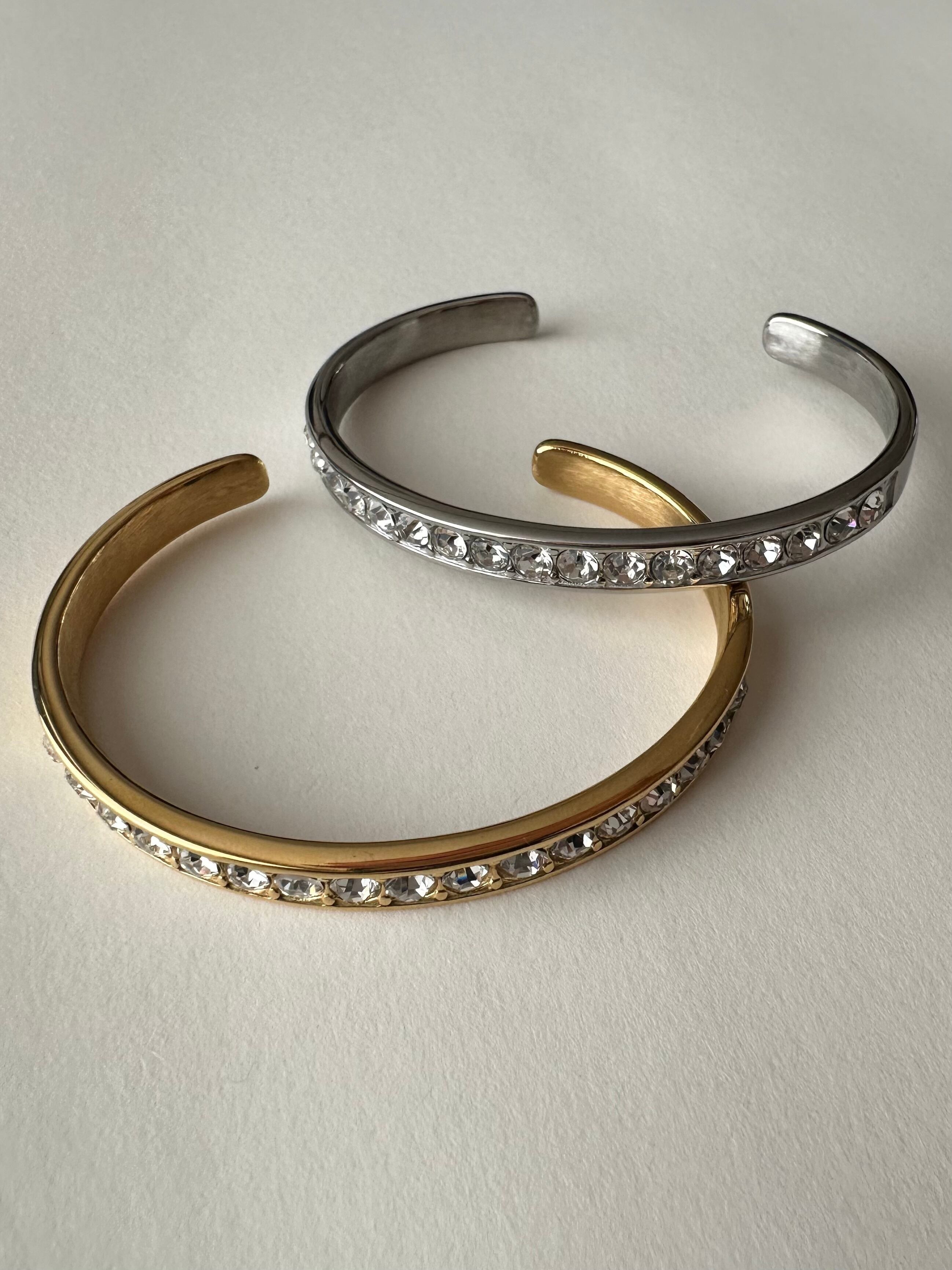 SS sparkling bangle