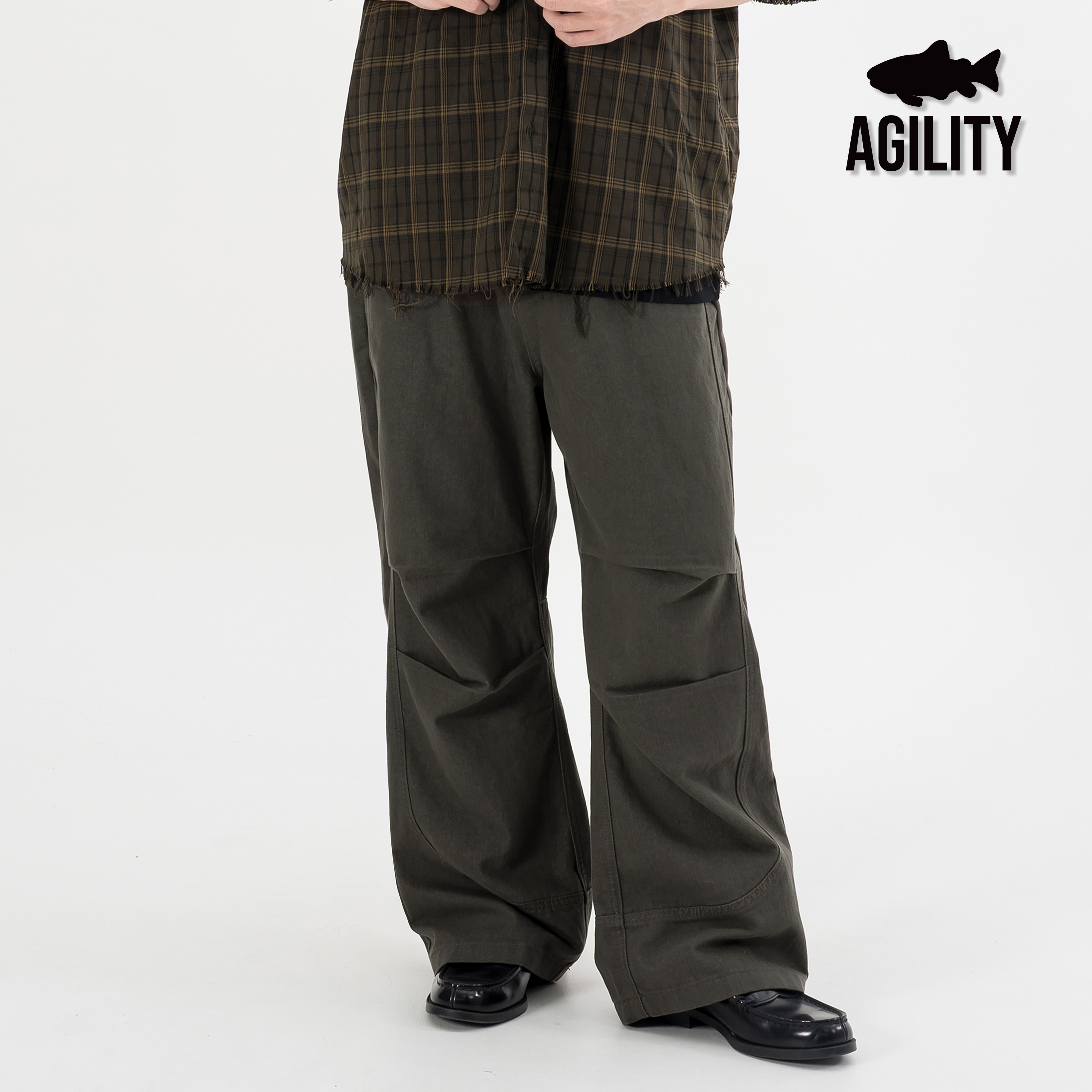 AGILITY Pleated Knee Curved Pants 剪裁 褶線 彎刀長褲 [P65]